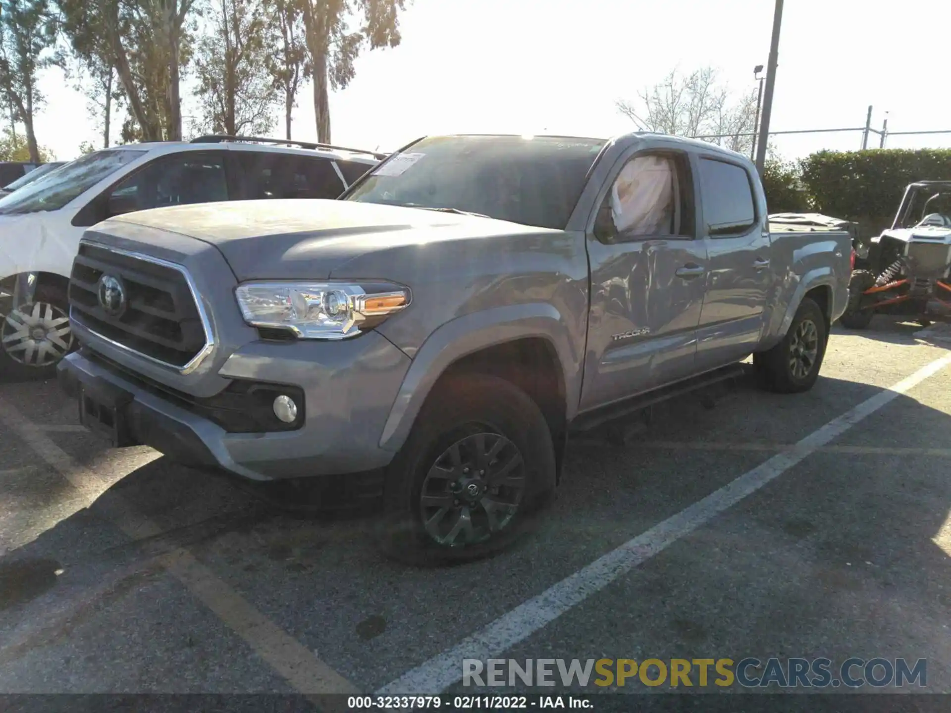 2 Photograph of a damaged car 3TMBZ5DN4MM029165 TOYOTA TACOMA 2WD 2021