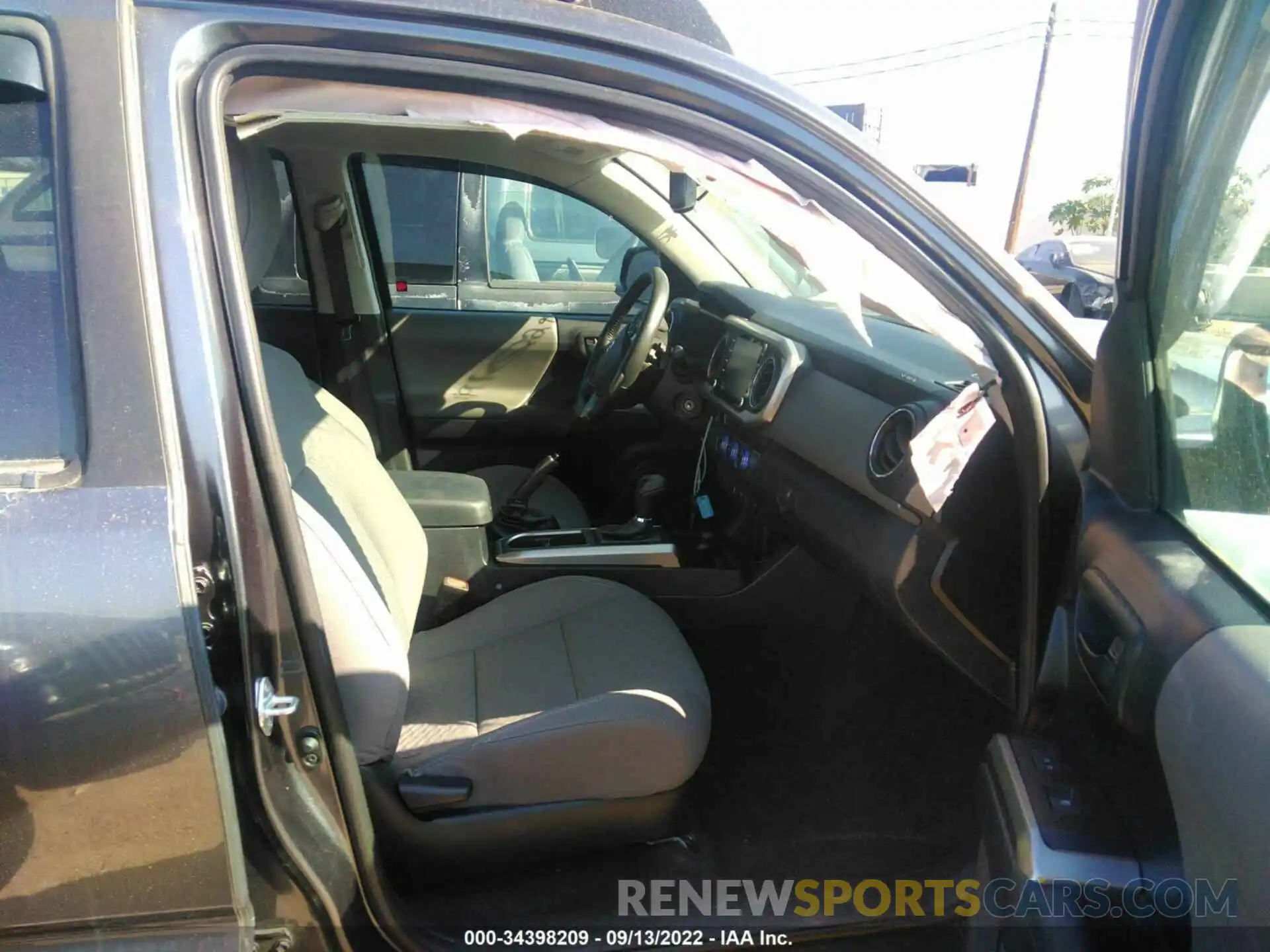 5 Photograph of a damaged car 3TMBZ5DN5MM028655 TOYOTA TACOMA 2WD 2021