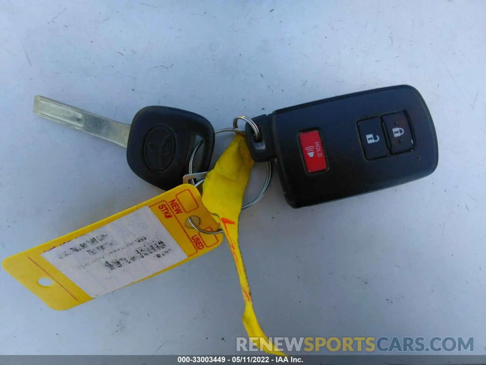 11 Photograph of a damaged car 3TMBZ5DN6MM030656 TOYOTA TACOMA 2WD 2021