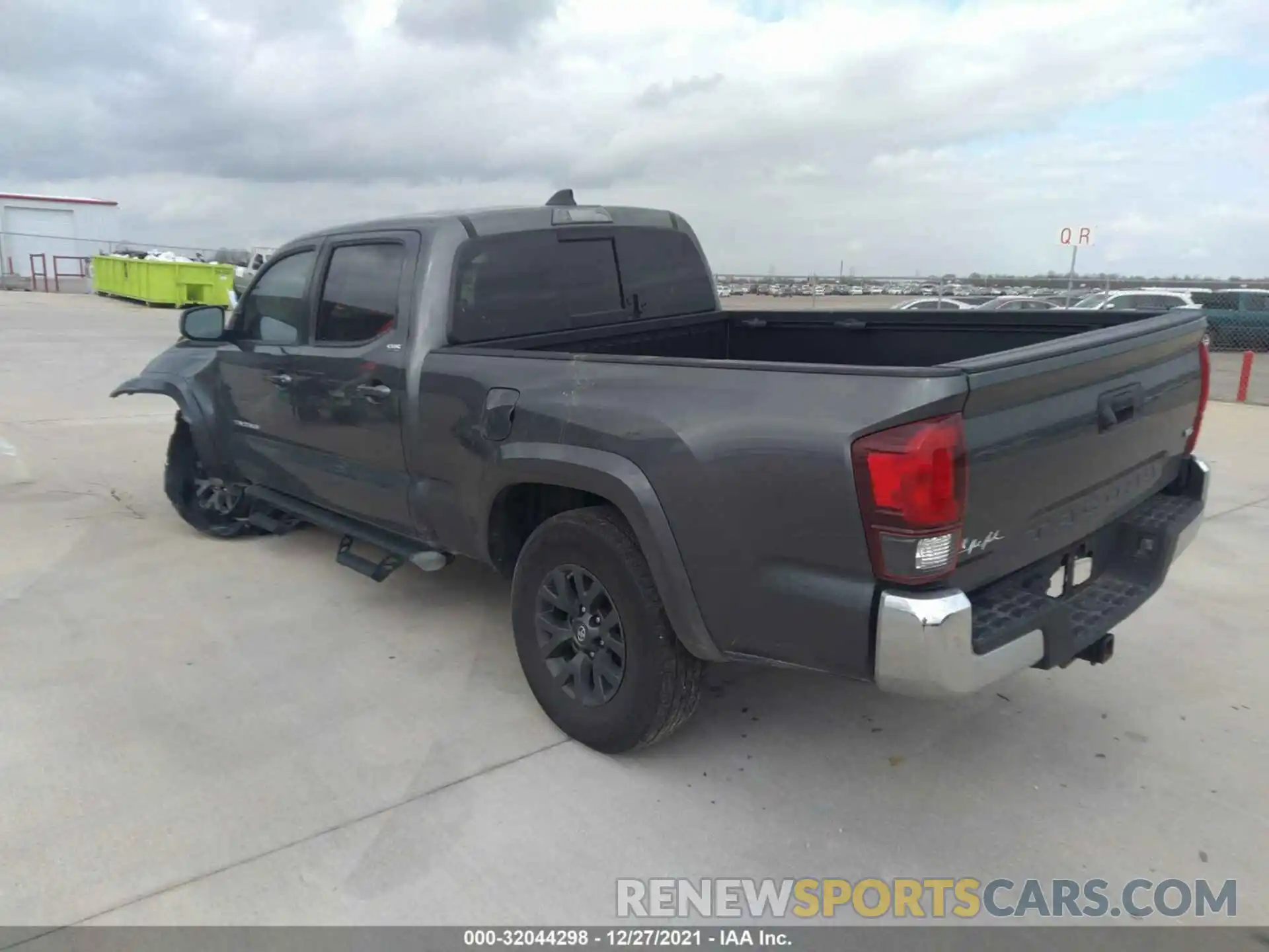 3 Photograph of a damaged car 3TMBZ5DN7MM028348 TOYOTA TACOMA 2WD 2021