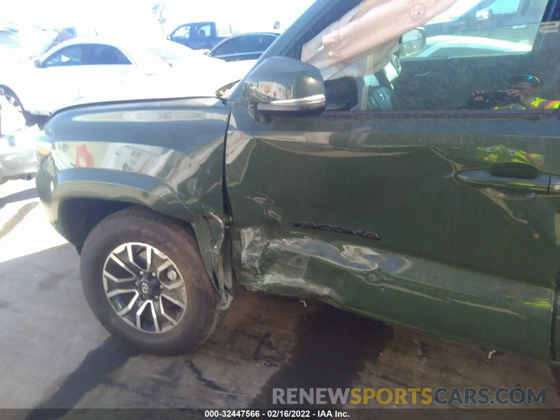 6 Photograph of a damaged car 3TMBZ5DN7MM031945 TOYOTA TACOMA 2WD 2021