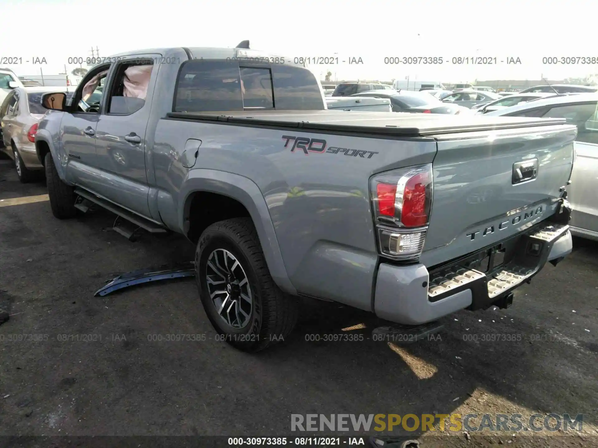 3 Фотография поврежденного автомобиля 3TMBZ5DN8MM028049 TOYOTA TACOMA 2WD 2021