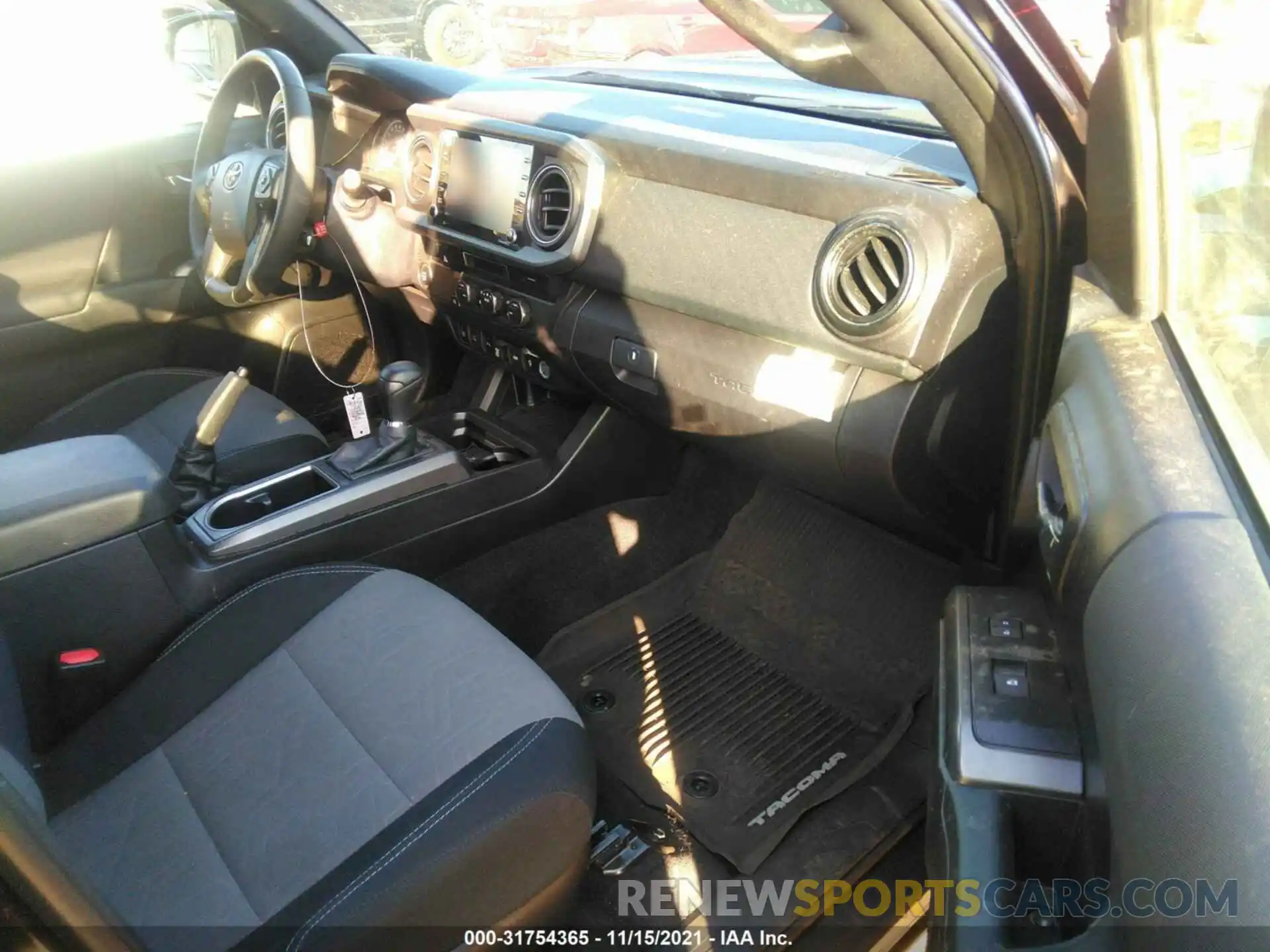 5 Photograph of a damaged car 3TMBZ5DN8MM028374 TOYOTA TACOMA 2WD 2021