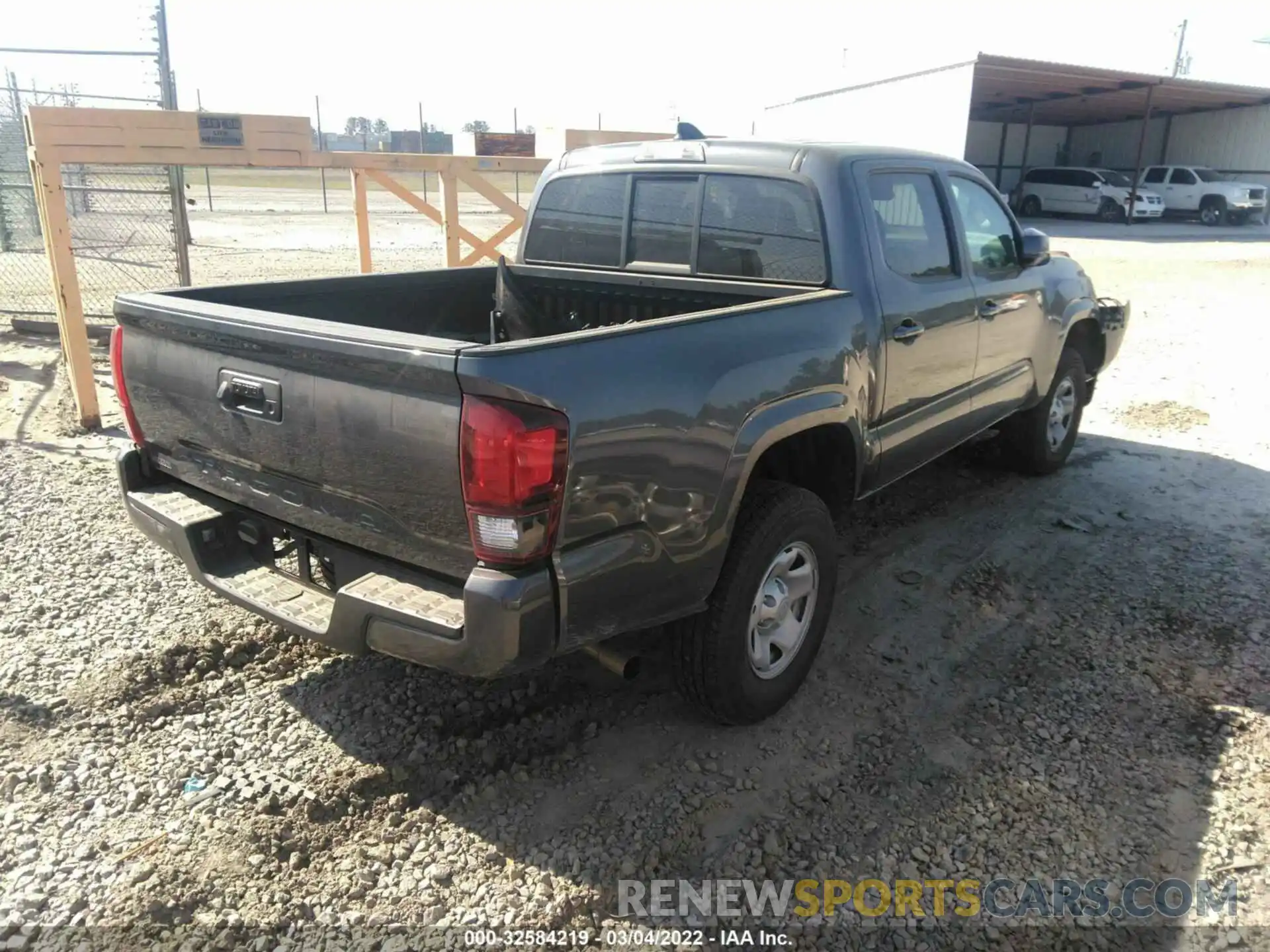 4 Photograph of a damaged car 3TYAX5GN0MT030752 TOYOTA TACOMA 2WD 2021