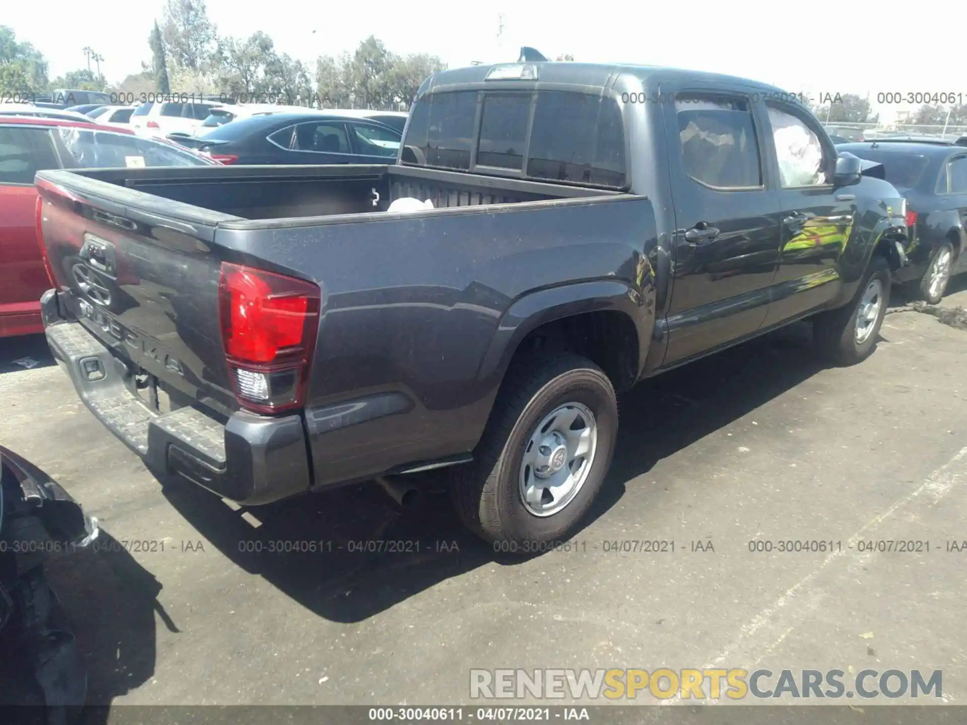 4 Photograph of a damaged car 3TYAX5GN1MT006380 TOYOTA TACOMA 2WD 2021