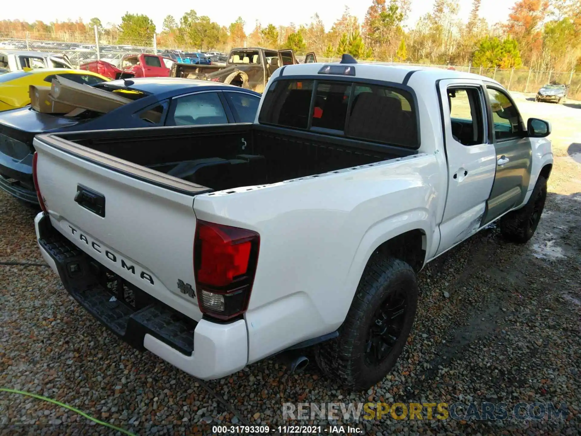 4 Фотография поврежденного автомобиля 3TYAX5GN1MT025074 TOYOTA TACOMA 2WD 2021