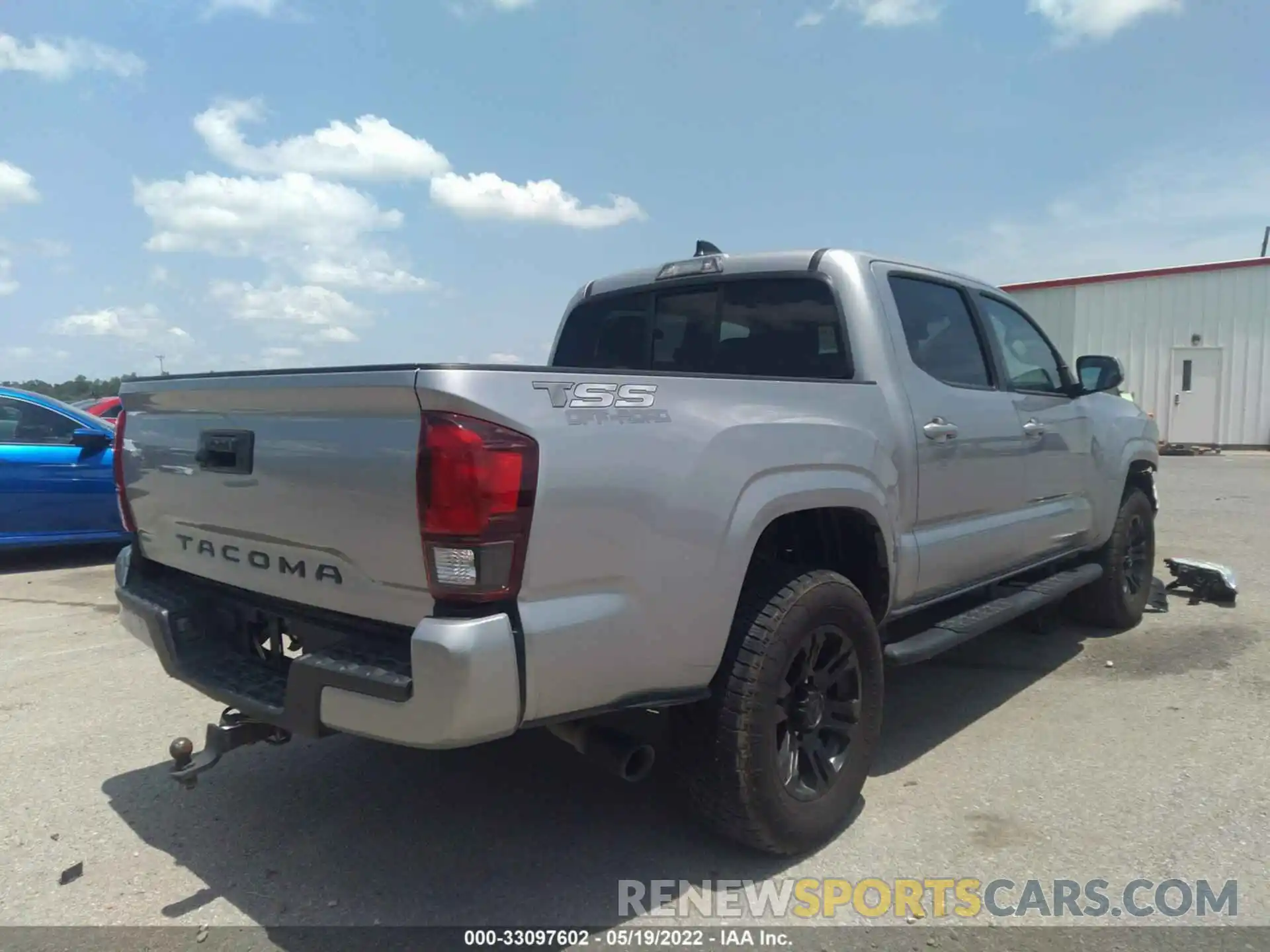 4 Photograph of a damaged car 3TYAX5GN3MT016084 TOYOTA TACOMA 2WD 2021