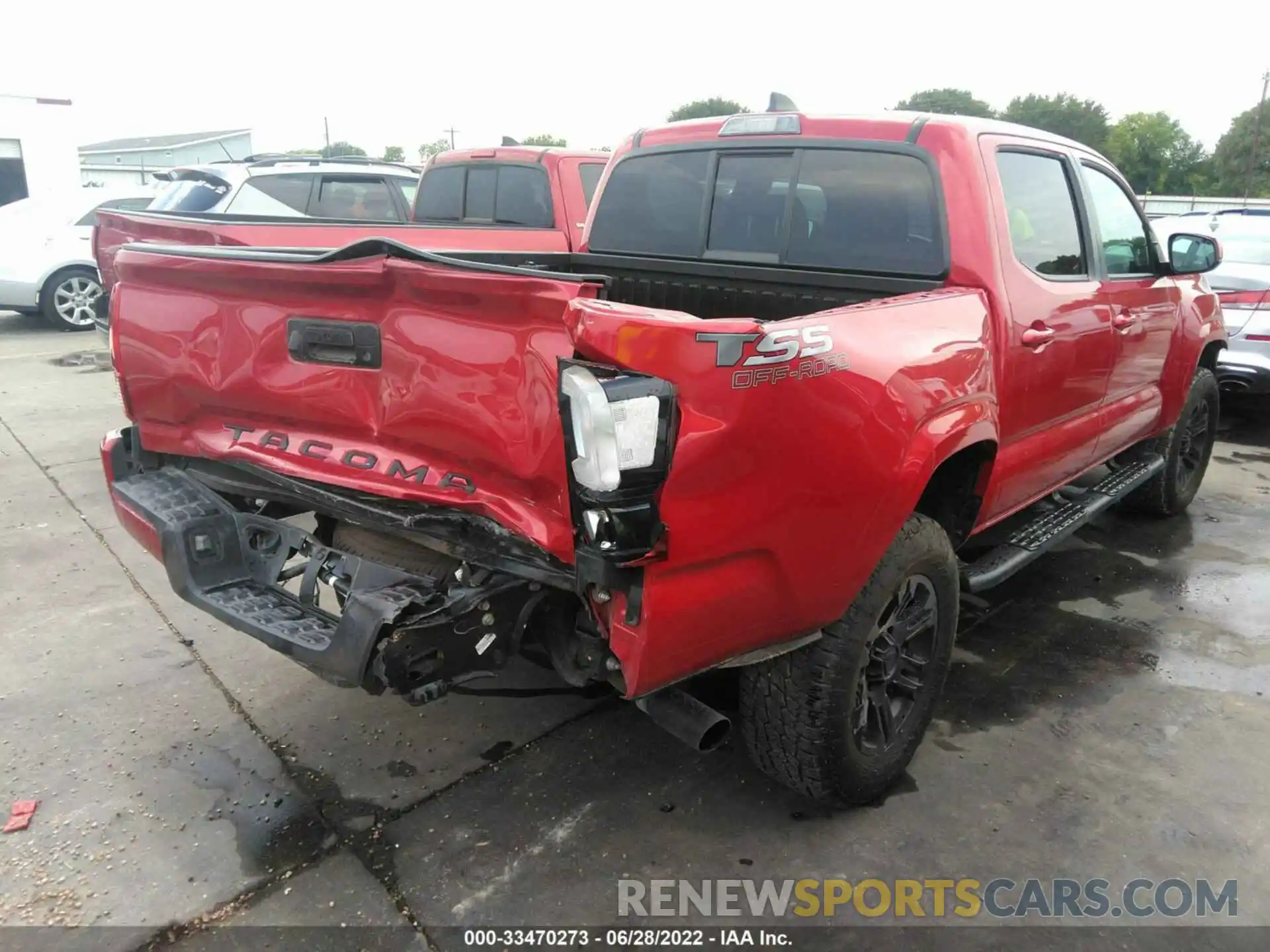 4 Photograph of a damaged car 3TYAX5GN4MT019074 TOYOTA TACOMA 2WD 2021