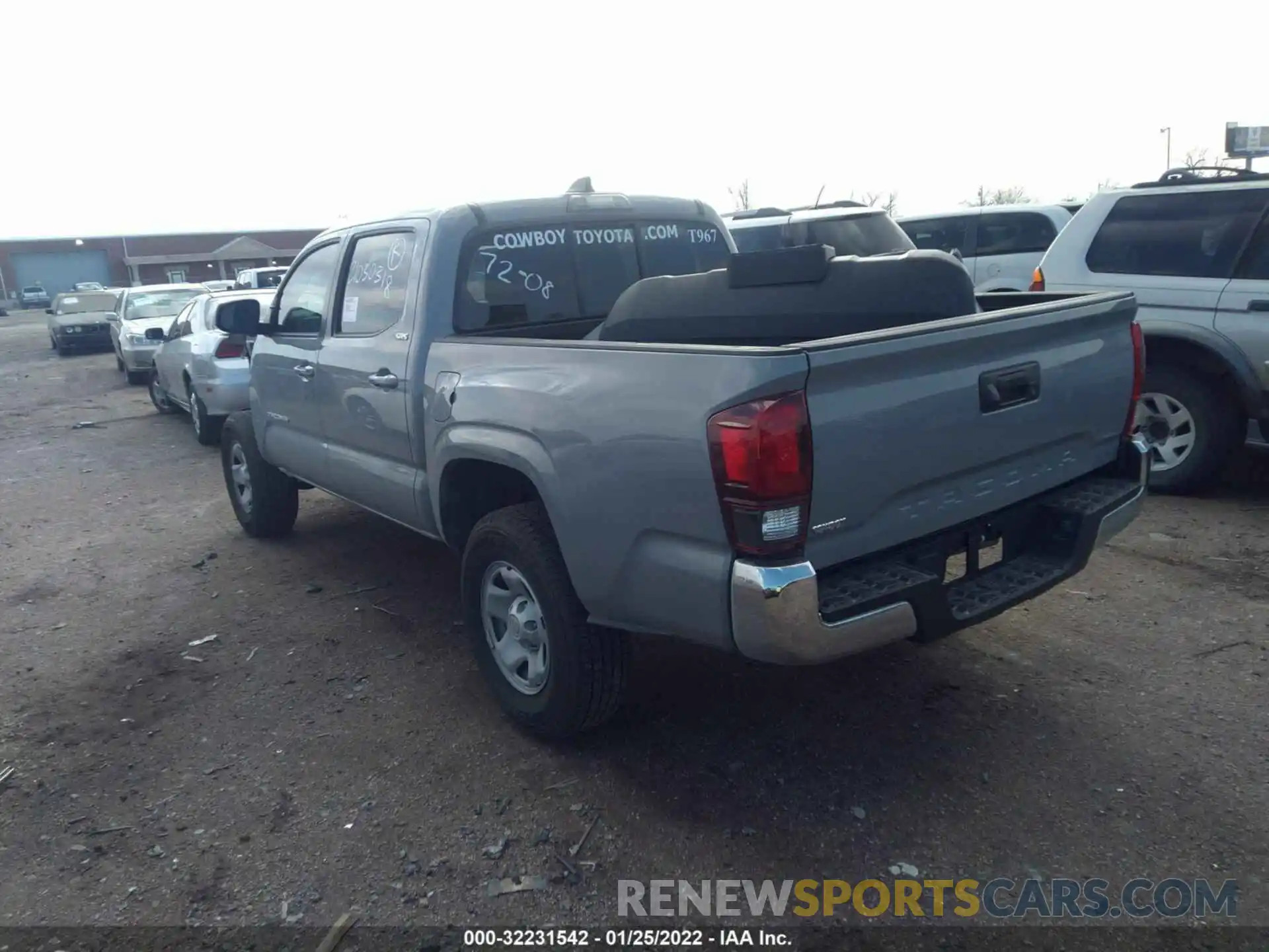 3 Фотография поврежденного автомобиля 3TYAX5GN5MT015650 TOYOTA TACOMA 2WD 2021