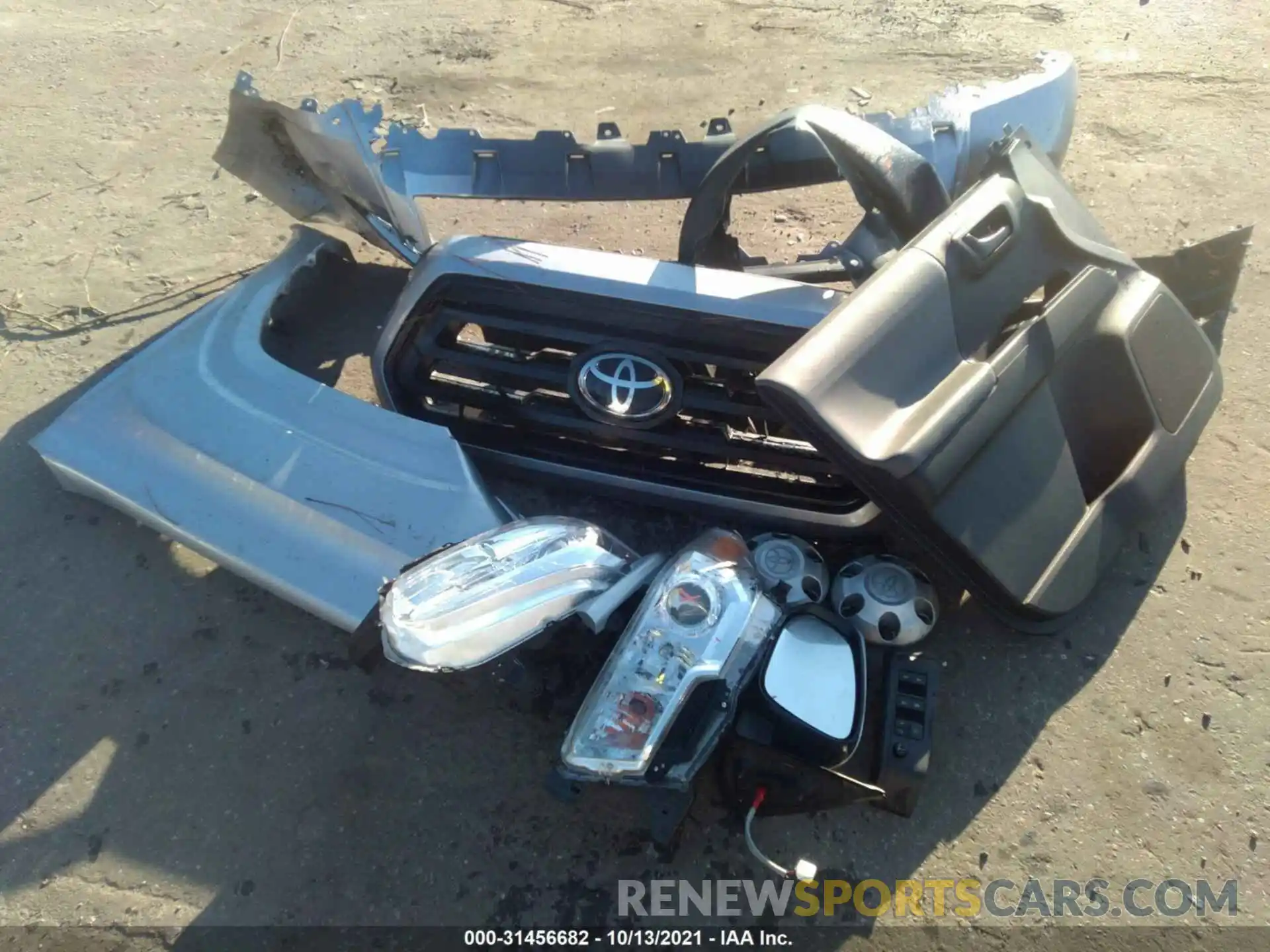 12 Photograph of a damaged car 3TYAX5GN5MT021593 TOYOTA TACOMA 2WD 2021