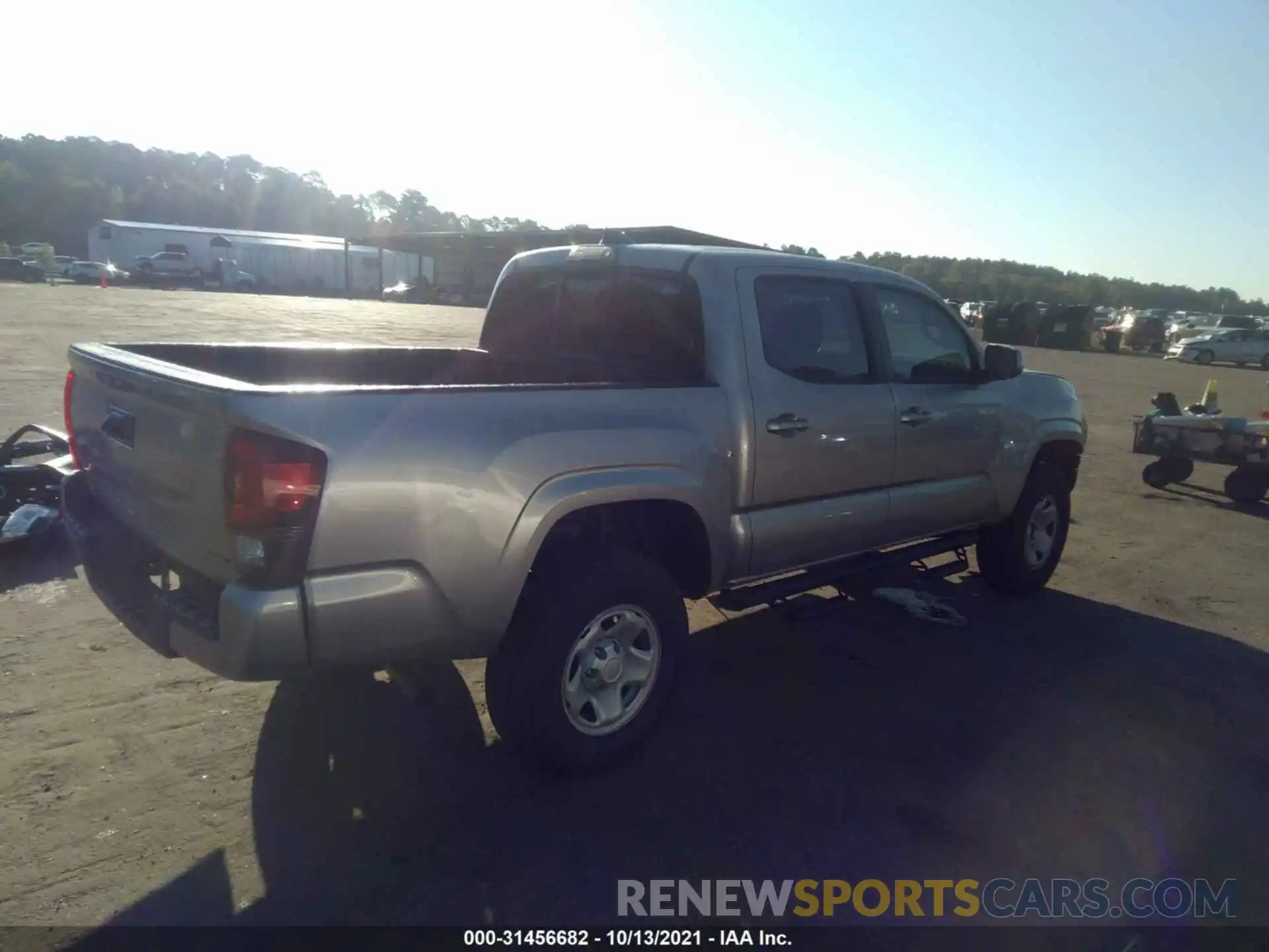 4 Фотография поврежденного автомобиля 3TYAX5GN5MT021593 TOYOTA TACOMA 2WD 2021