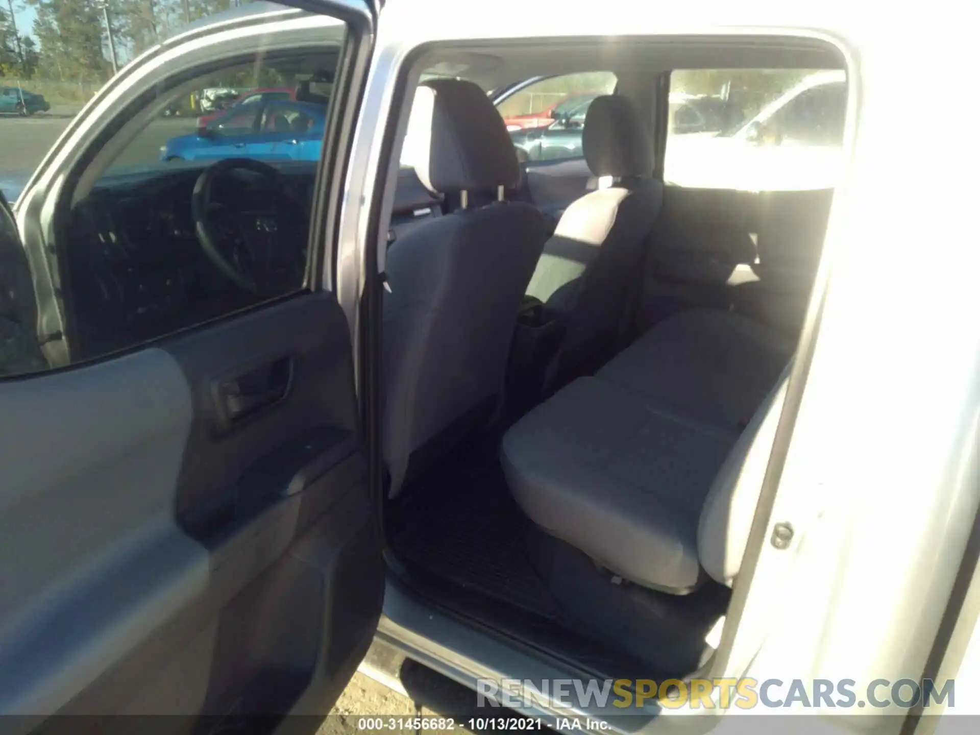 8 Photograph of a damaged car 3TYAX5GN5MT021593 TOYOTA TACOMA 2WD 2021