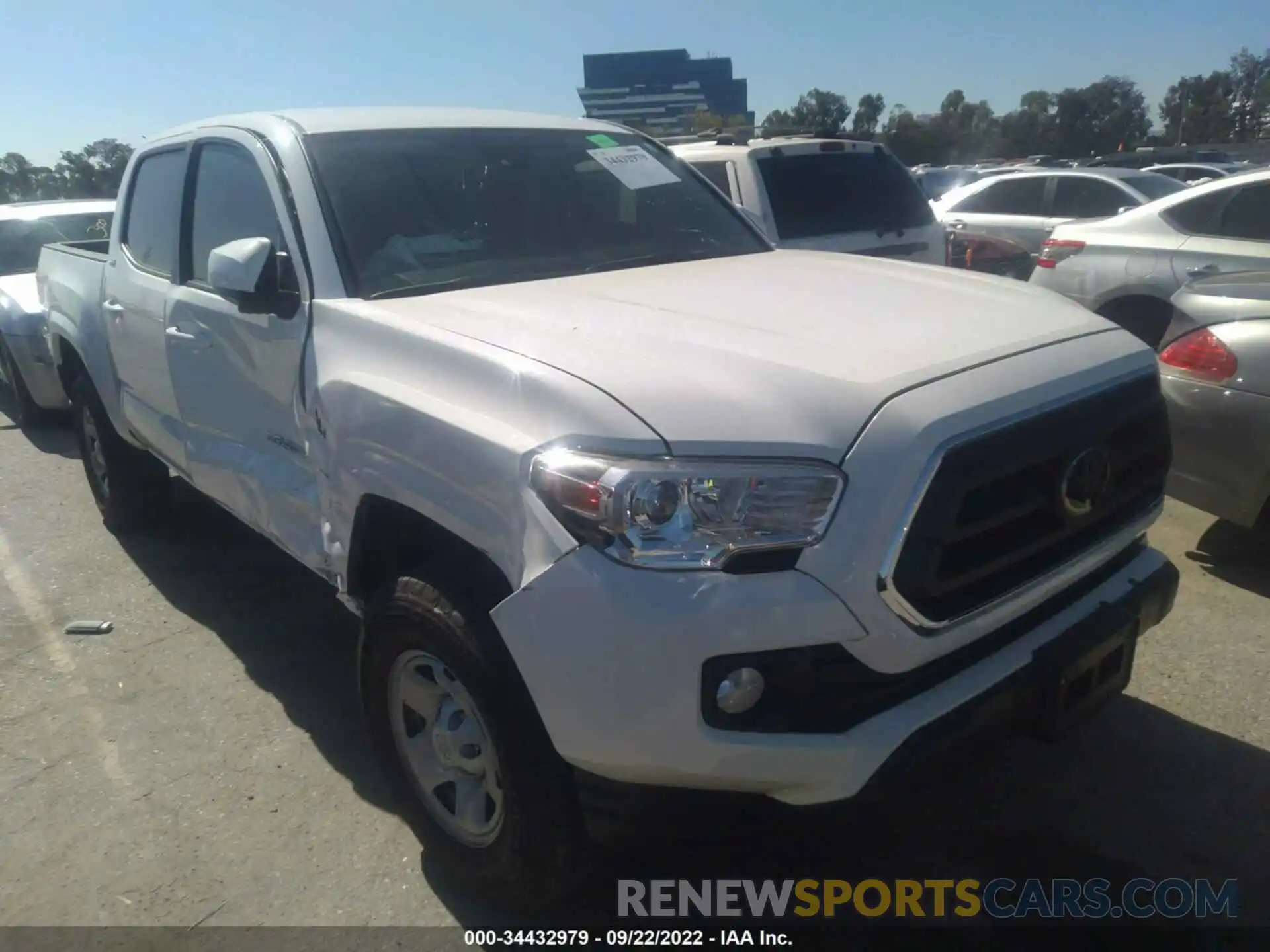 1 Photograph of a damaged car 3TYAX5GN6MT012952 TOYOTA TACOMA 2WD 2021