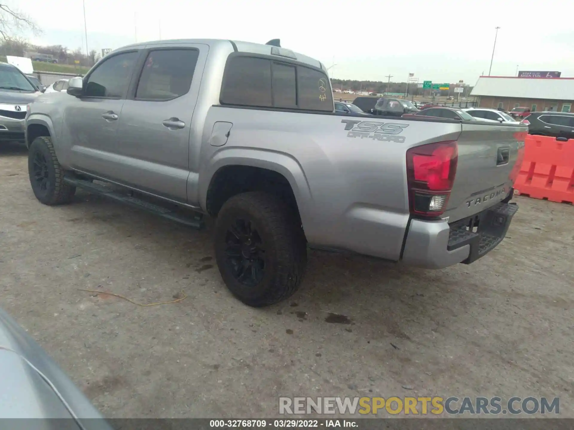 3 Фотография поврежденного автомобиля 3TYAX5GN6MT015141 TOYOTA TACOMA 2WD 2021