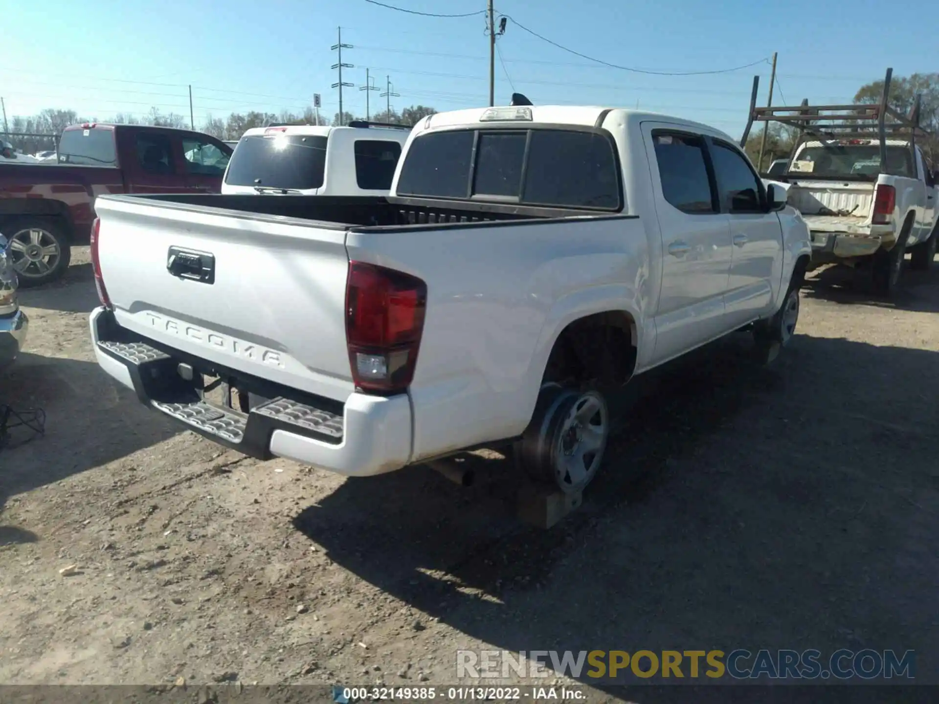 4 Photograph of a damaged car 3TYAX5GN7MT018386 TOYOTA TACOMA 2WD 2021