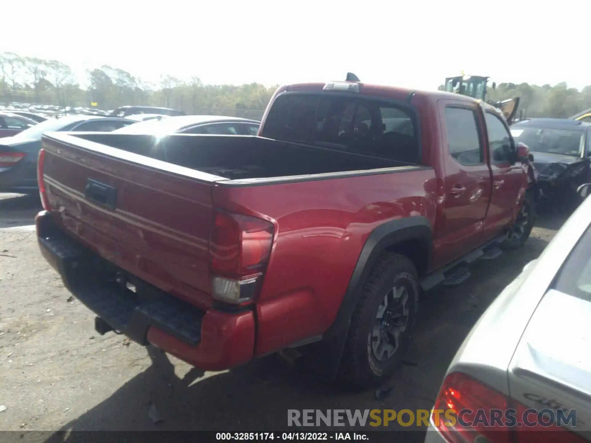 4 Фотография поврежденного автомобиля 3TYAX5GN7MT024981 TOYOTA TACOMA 2WD 2021