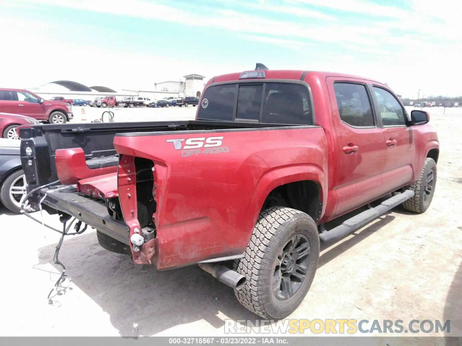 4 Photograph of a damaged car 3TYAX5GN7MT033020 TOYOTA TACOMA 2WD 2021