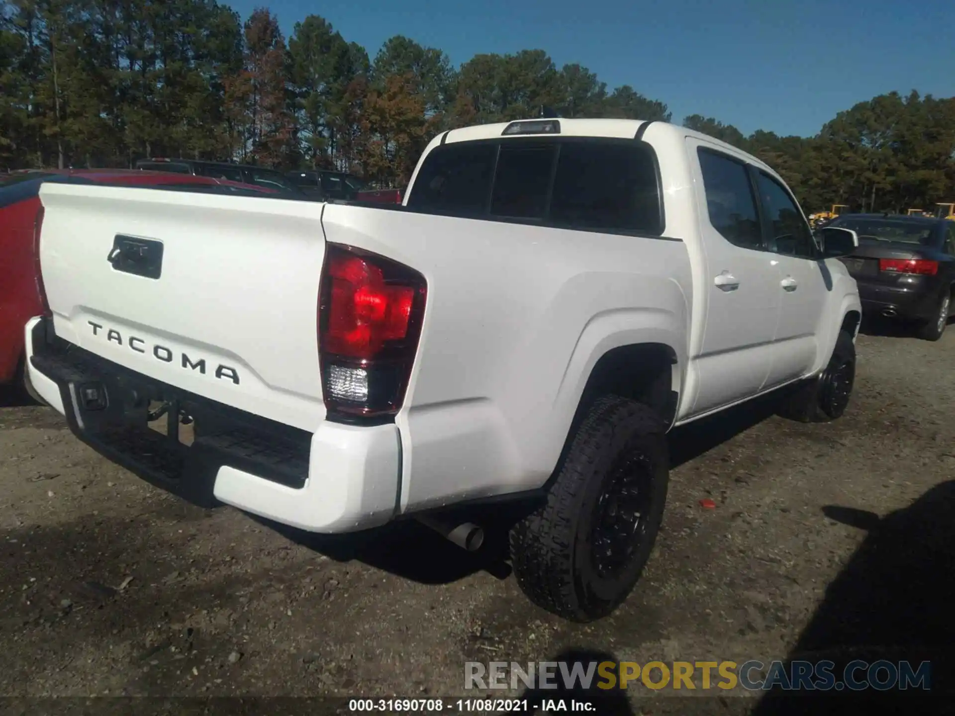 4 Фотография поврежденного автомобиля 3TYAX5GN8MT009843 TOYOTA TACOMA 2WD 2021