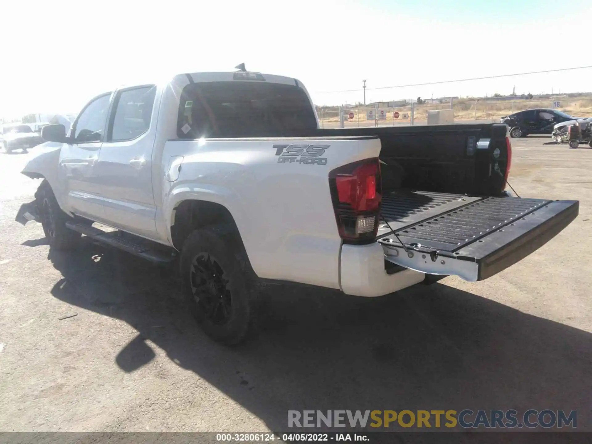 3 Photograph of a damaged car 3TYAX5GN8MT013200 TOYOTA TACOMA 2WD 2021