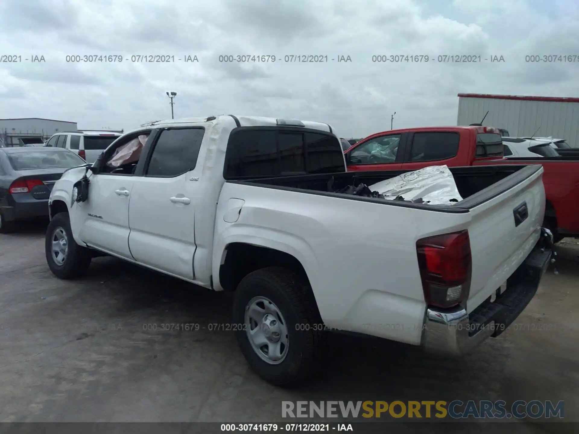 3 Photograph of a damaged car 3TYAX5GN9MT017675 TOYOTA TACOMA 2WD 2021