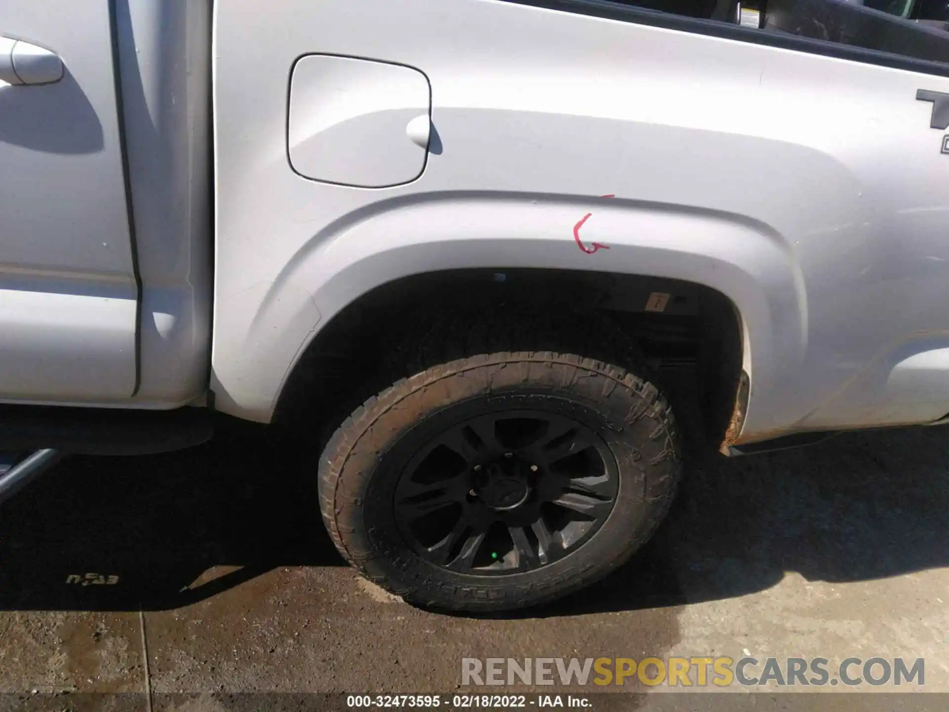 13 Photograph of a damaged car 3TYAX5GN9MT019541 TOYOTA TACOMA 2WD 2021