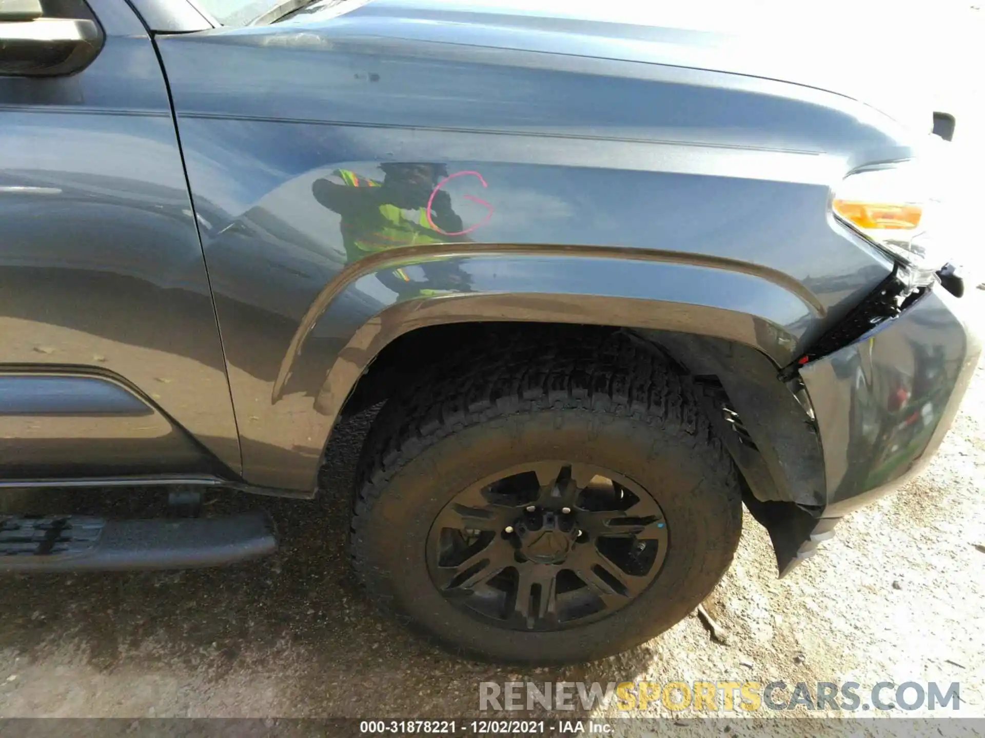 14 Photograph of a damaged car 3TYAX5GN9MT019703 TOYOTA TACOMA 2WD 2021