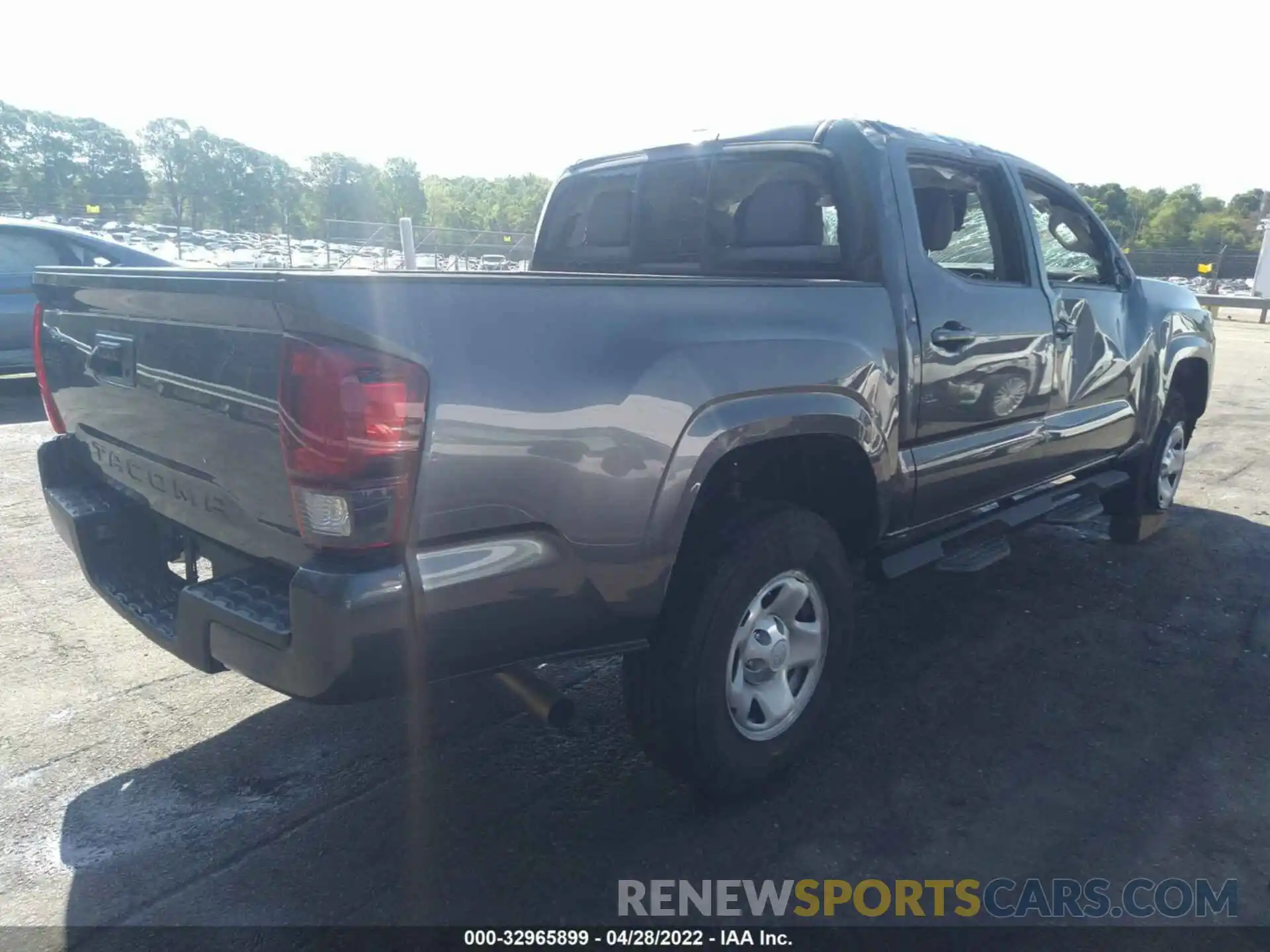 4 Photograph of a damaged car 3TYAX5GN9MT024433 TOYOTA TACOMA 2WD 2021