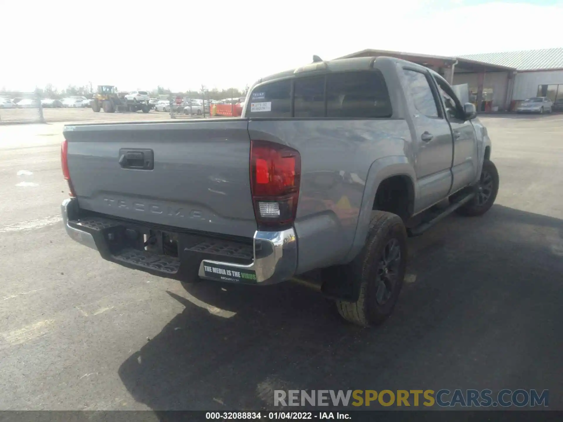 4 Photograph of a damaged car 3TYAX5GNXMT013635 TOYOTA TACOMA 2WD 2021