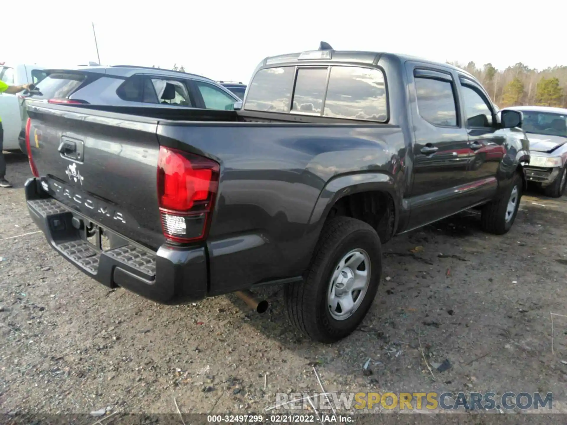 4 Photograph of a damaged car 3TYAX5GNXMT020553 TOYOTA TACOMA 2WD 2021