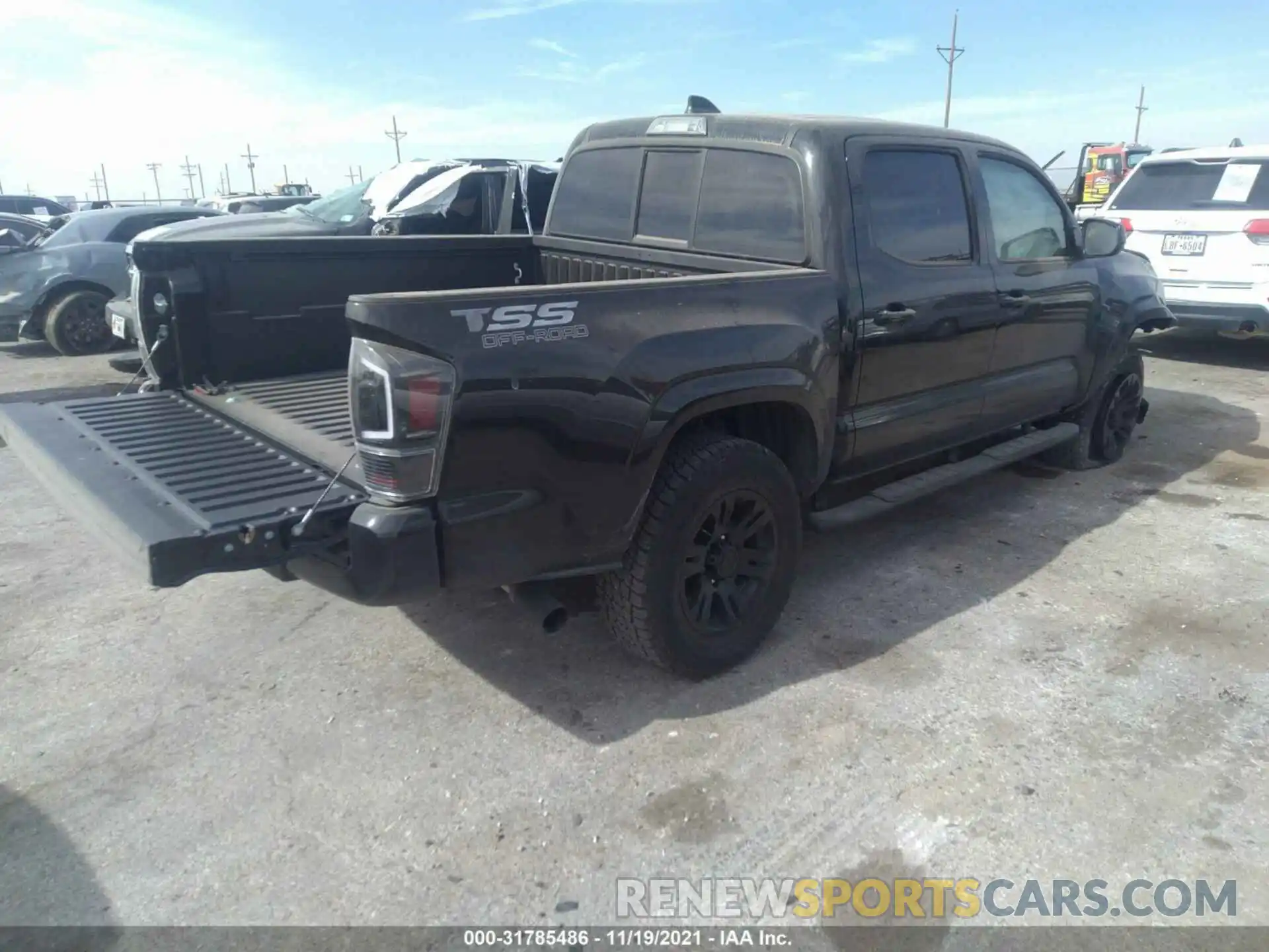 4 Photograph of a damaged car 3TYAX5GNXMT029687 TOYOTA TACOMA 2WD 2021