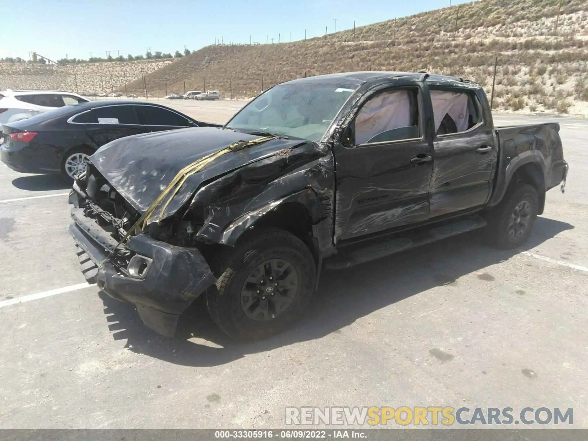 2 Photograph of a damaged car 3TYAZ5CN1MT002829 TOYOTA TACOMA 2WD 2021