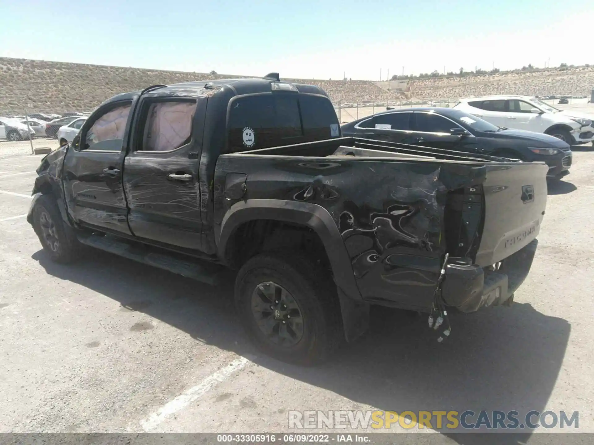 3 Photograph of a damaged car 3TYAZ5CN1MT002829 TOYOTA TACOMA 2WD 2021