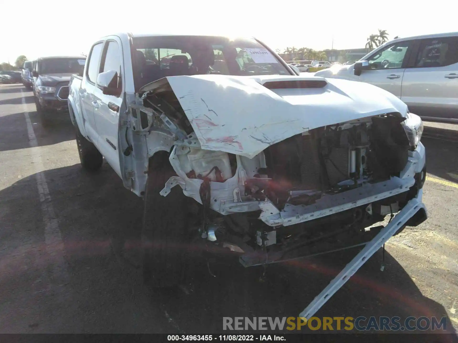 6 Photograph of a damaged car 3TYAZ5CN3MT003965 TOYOTA TACOMA 2WD 2021