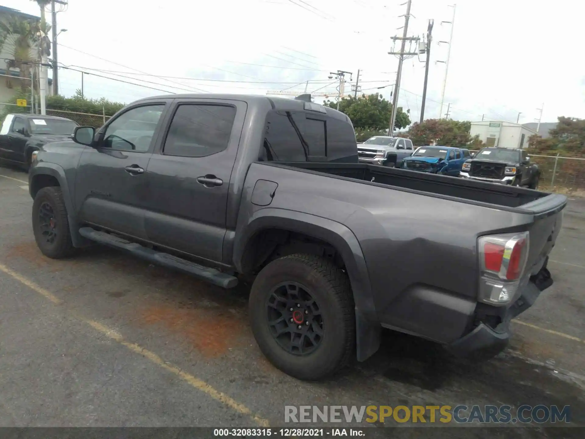 3 Photograph of a damaged car 3TYAZ5CN3MT006087 TOYOTA TACOMA 2WD 2021