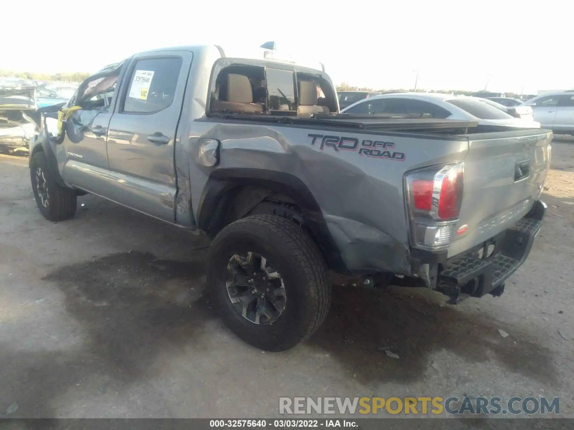 3 Photograph of a damaged car 3TYAZ5CN7MT003256 TOYOTA TACOMA 2WD 2021