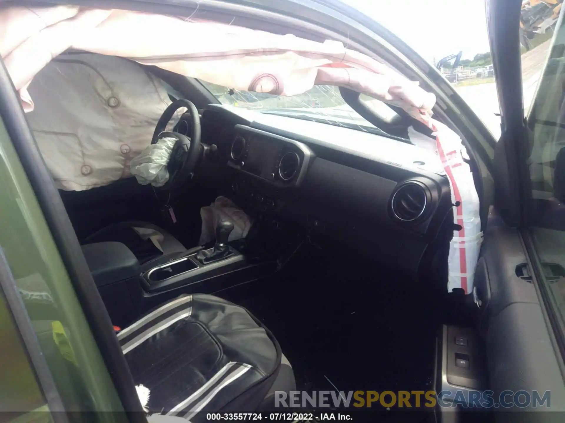 5 Photograph of a damaged car 3TYAZ5CN8MT005971 TOYOTA TACOMA 2WD 2021