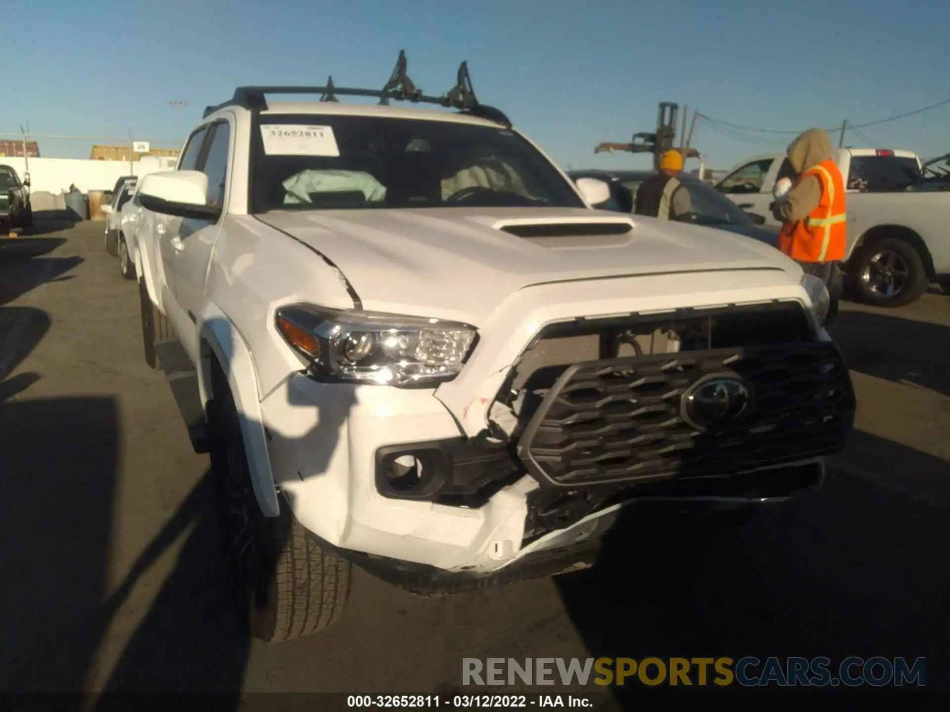 6 Photograph of a damaged car 3TYBZ5DN1MT000405 TOYOTA TACOMA 2WD 2021