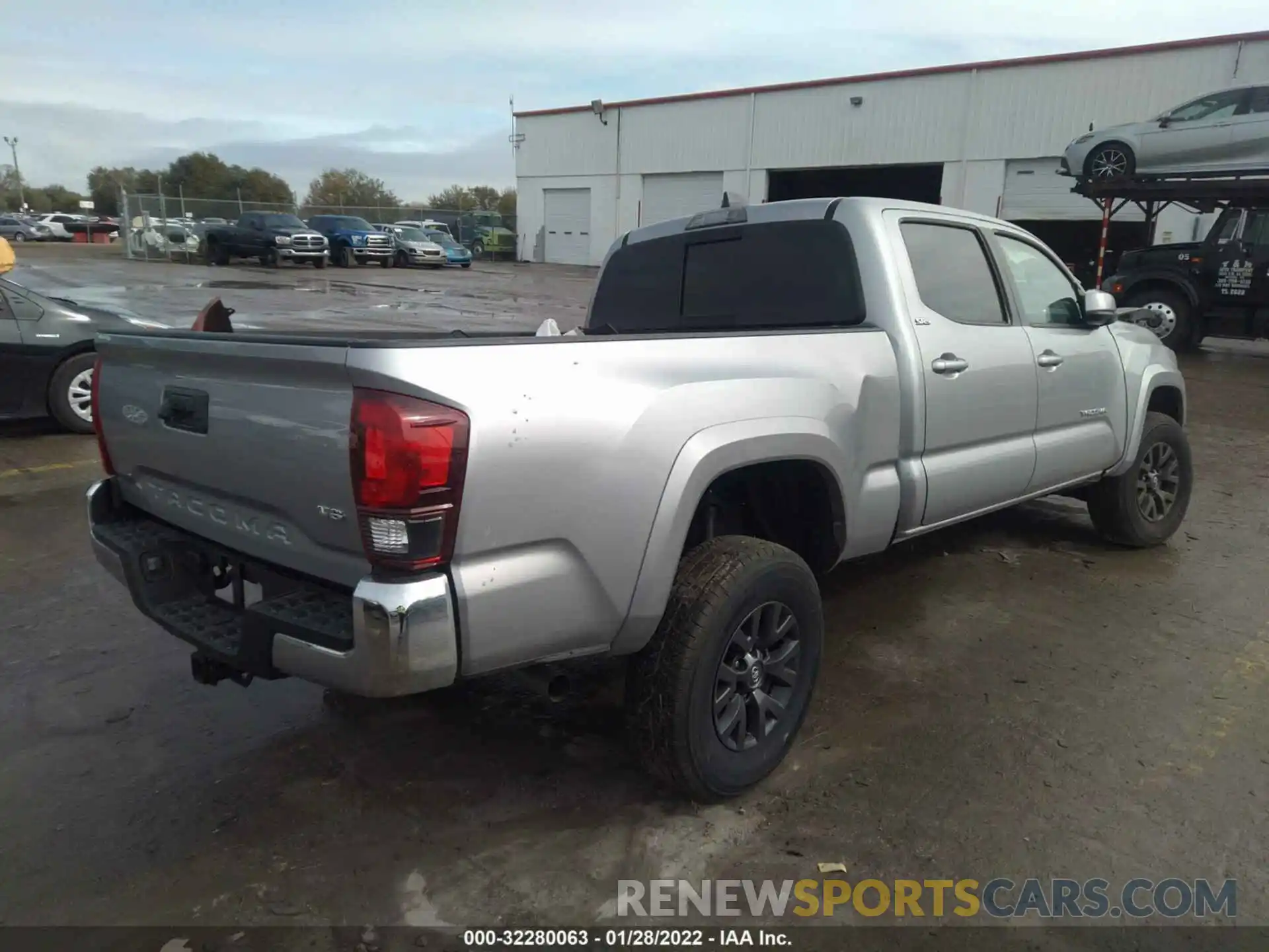 4 Photograph of a damaged car 3TYBZ5DN3MT000549 TOYOTA TACOMA 2WD 2021