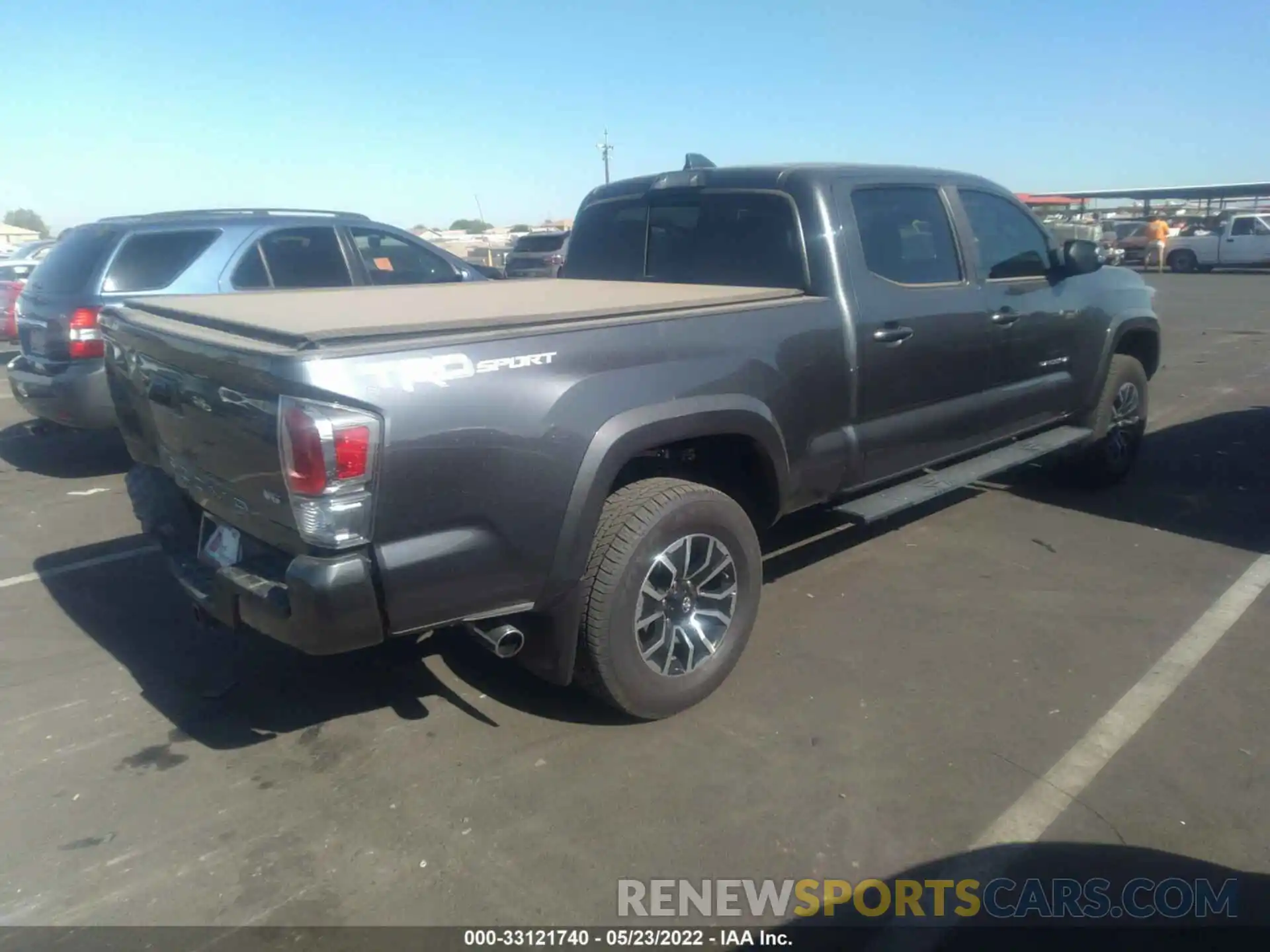 4 Photograph of a damaged car 3TYBZ5DN4MT000639 TOYOTA TACOMA 2WD 2021