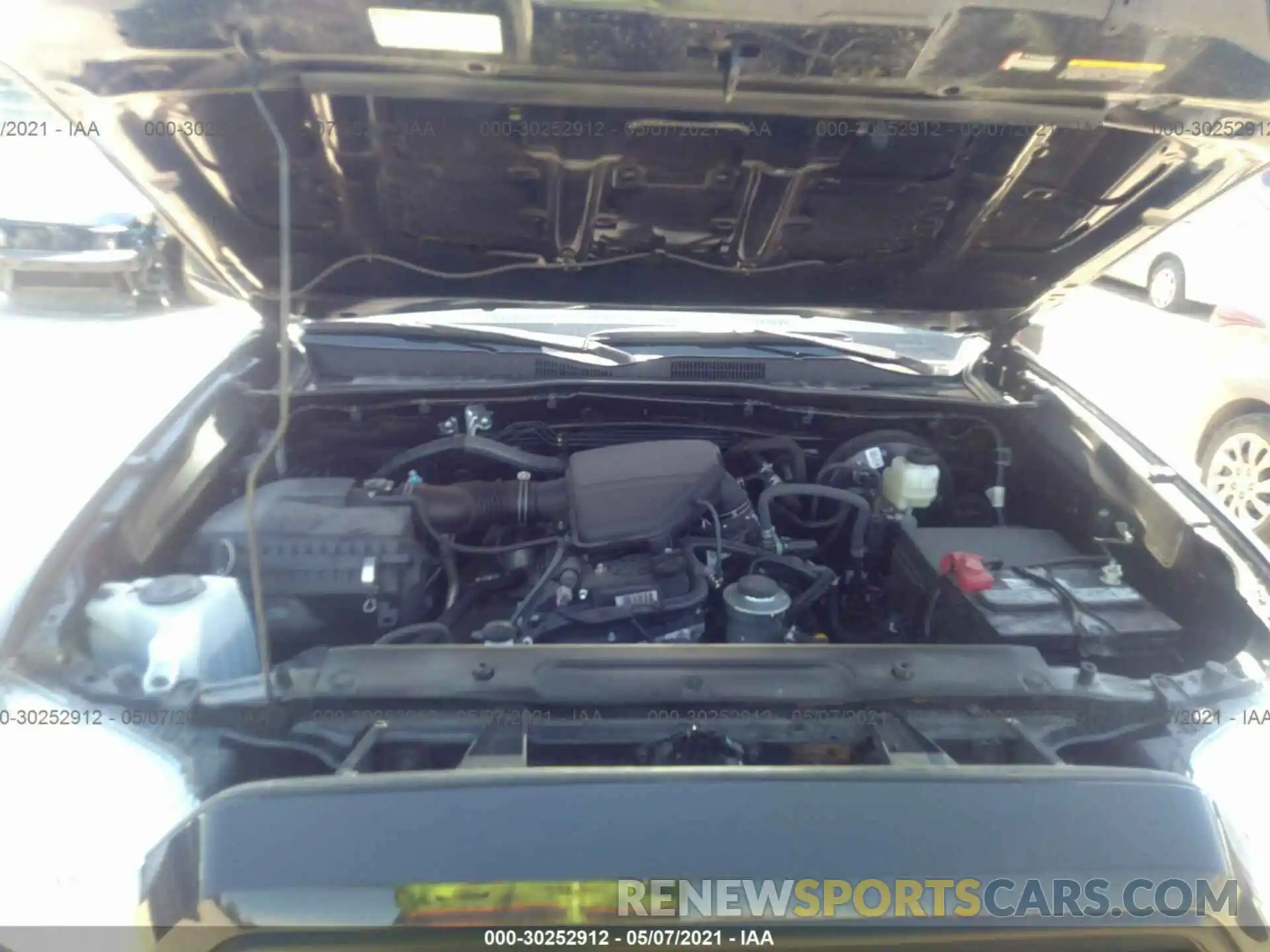 10 Photograph of a damaged car 3TYRX5GN1MT005992 TOYOTA TACOMA 2WD 2021