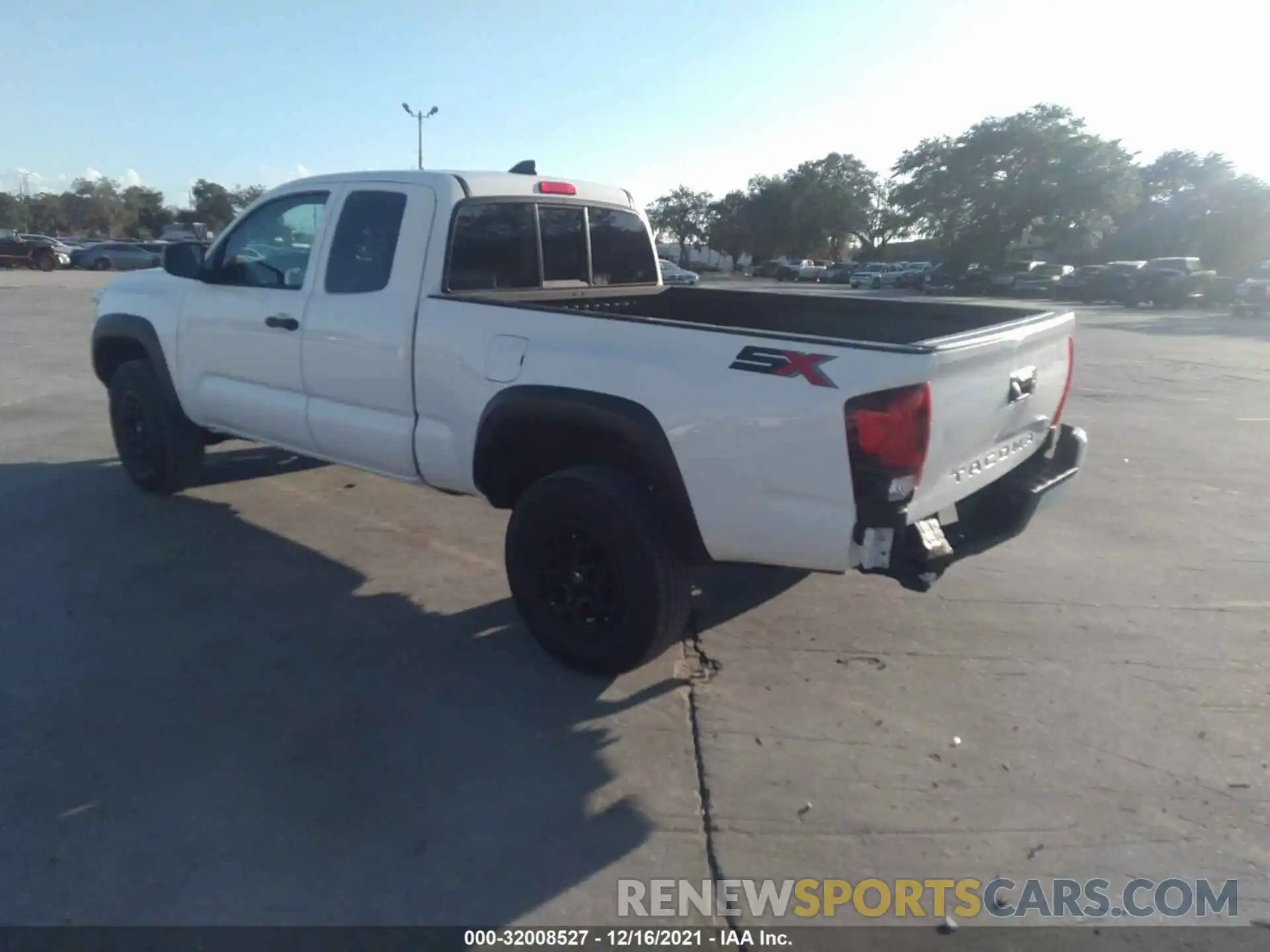 3 Photograph of a damaged car 3TYRX5GN1MT008732 TOYOTA TACOMA 2WD 2021