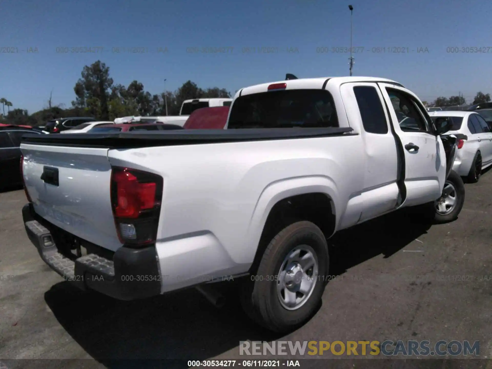 4 Photograph of a damaged car 3TYRX5GN2MT007024 TOYOTA TACOMA 2WD 2021