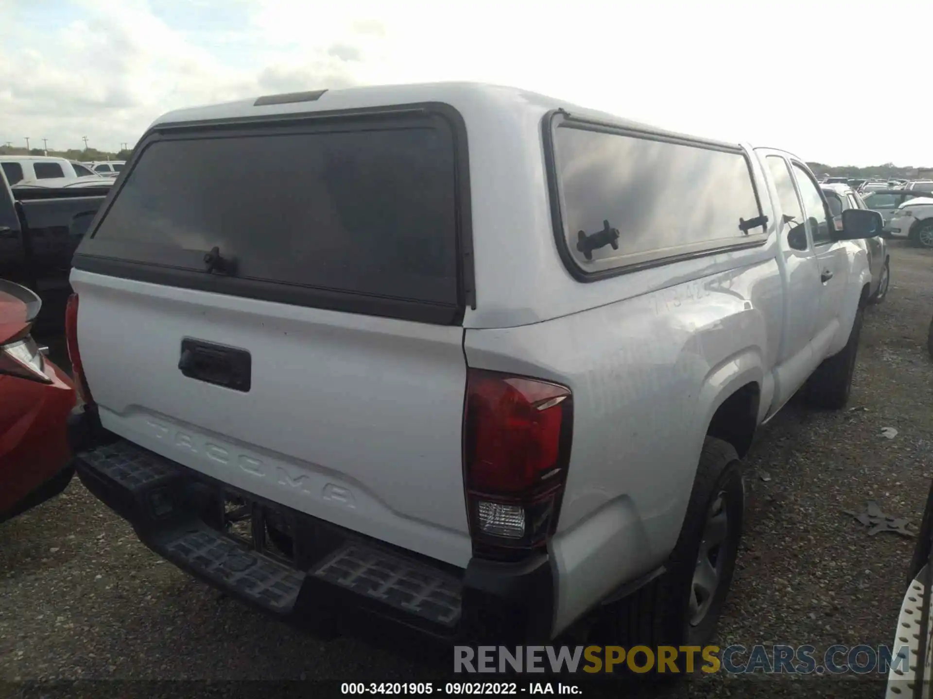 4 Photograph of a damaged car 3TYRX5GN4MT018462 TOYOTA TACOMA 2WD 2021