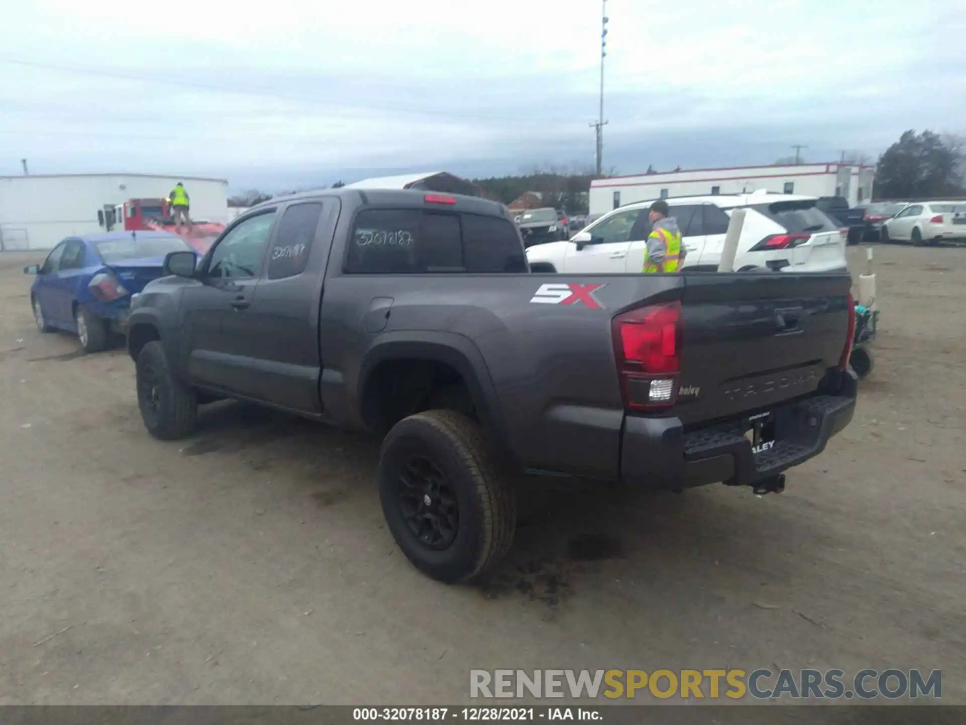 3 Photograph of a damaged car 3TYRX5GN5MT007888 TOYOTA TACOMA 2WD 2021