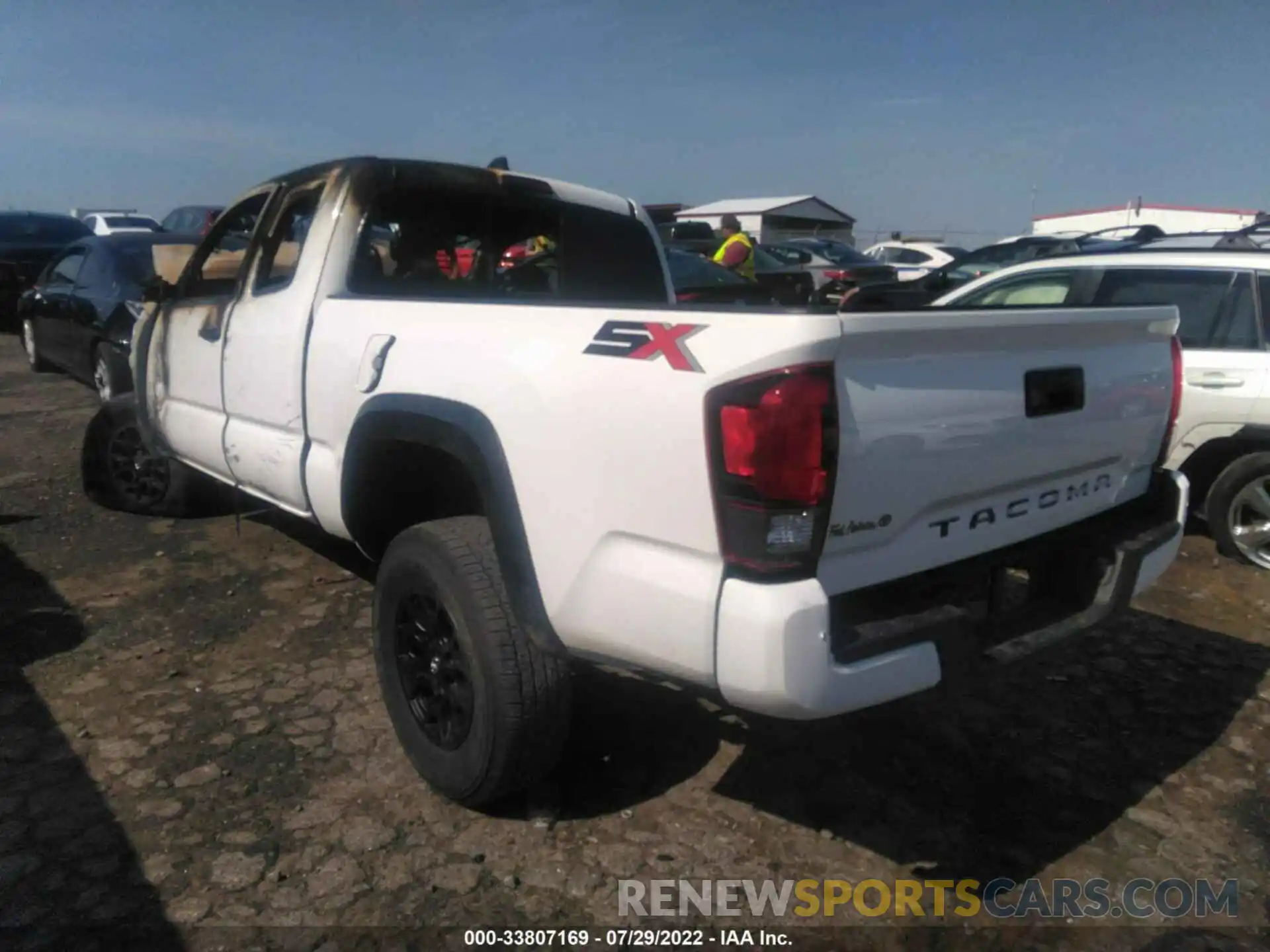 3 Photograph of a damaged car 3TYRX5GN5MT009642 TOYOTA TACOMA 2WD 2021