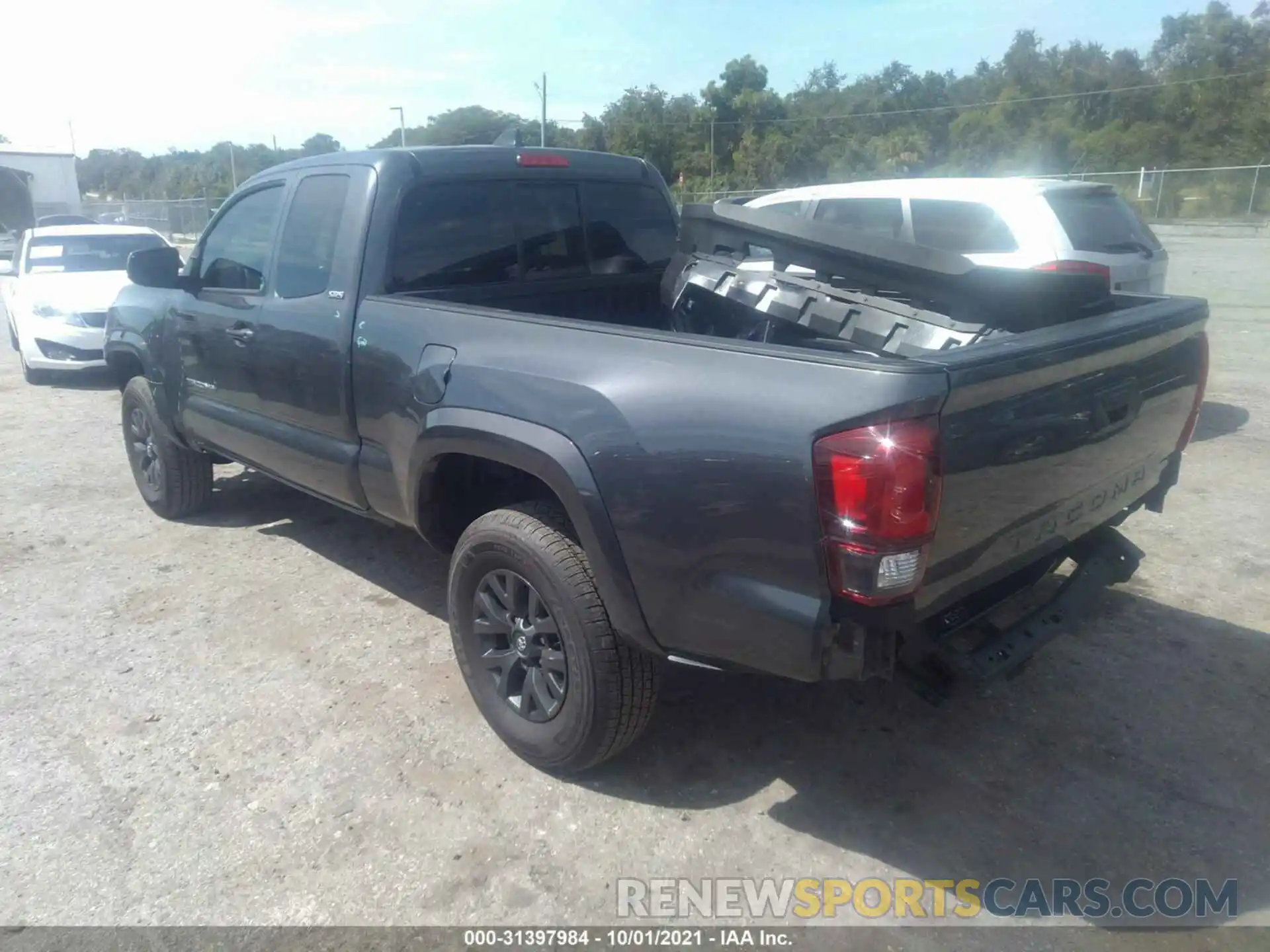 3 Фотография поврежденного автомобиля 3TYRX5GN5MT026974 TOYOTA TACOMA 2WD 2021