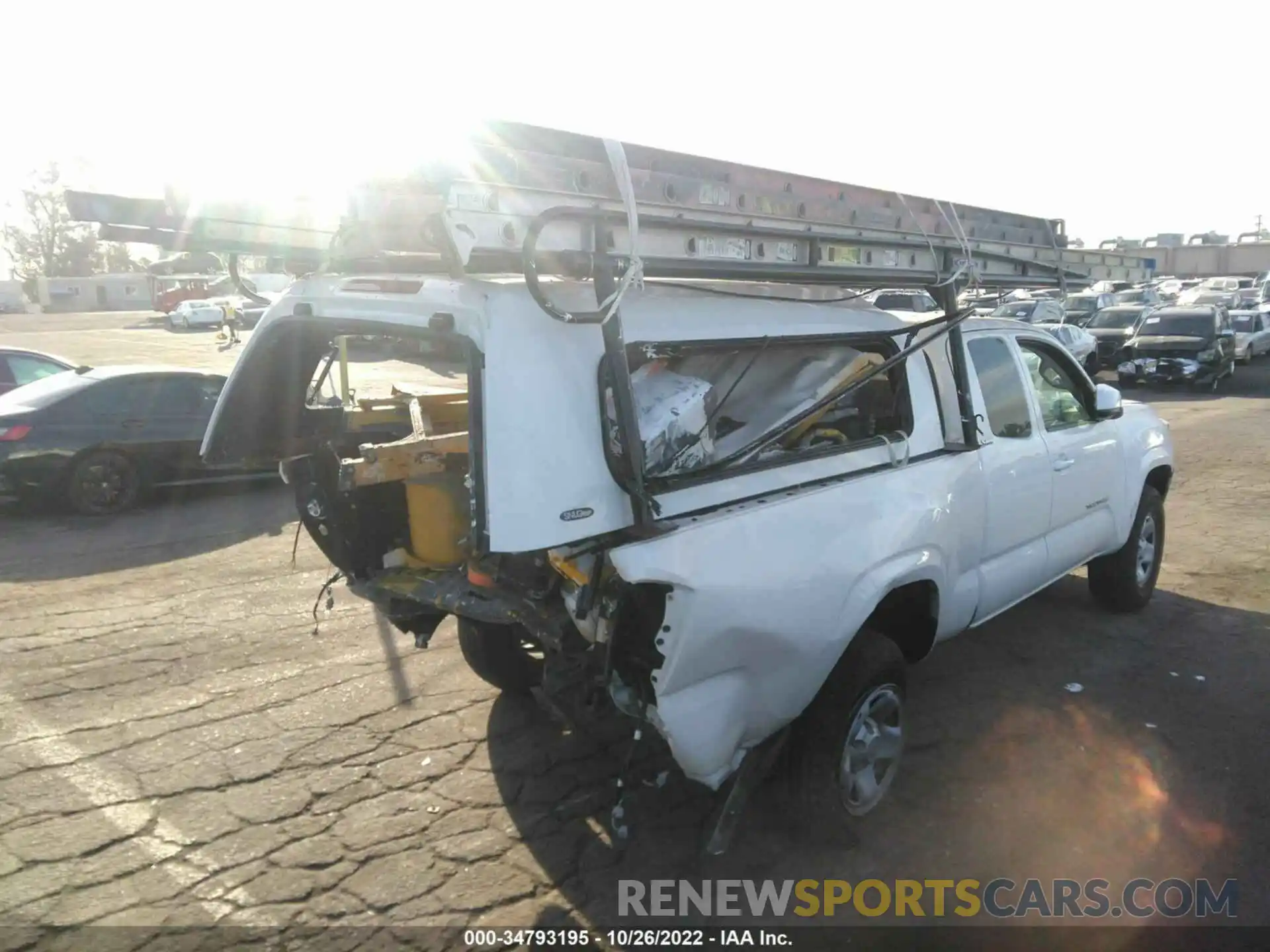 4 Photograph of a damaged car 3TYRX5GN7MT009352 TOYOTA TACOMA 2WD 2021