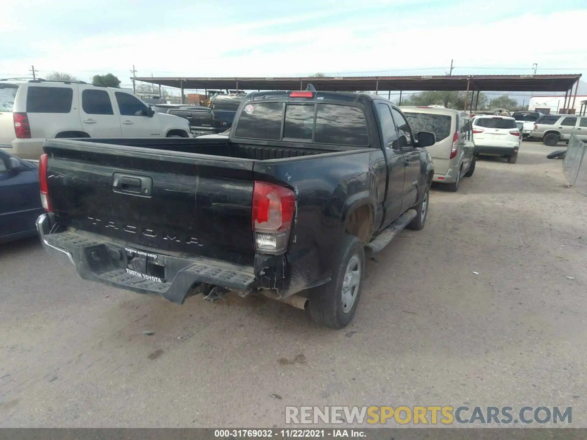 4 Photograph of a damaged car 3TYRX5GN7MT009805 TOYOTA TACOMA 2WD 2021