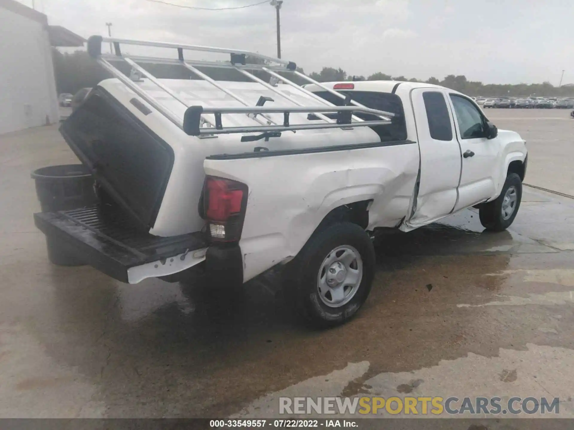 4 Photograph of a damaged car 3TYRX5GN7MT029049 TOYOTA TACOMA 2WD 2021