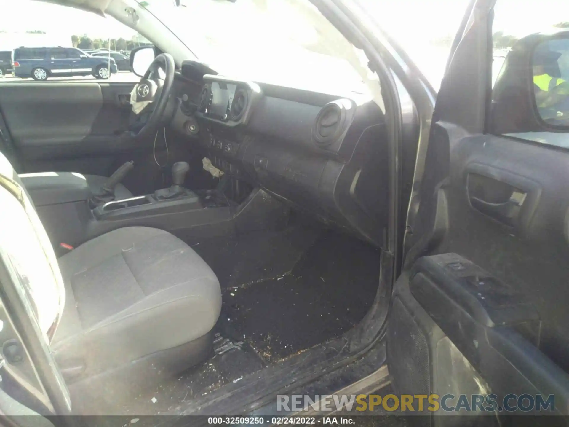 5 Photograph of a damaged car 3TYRX5GN9MT009935 TOYOTA TACOMA 2WD 2021